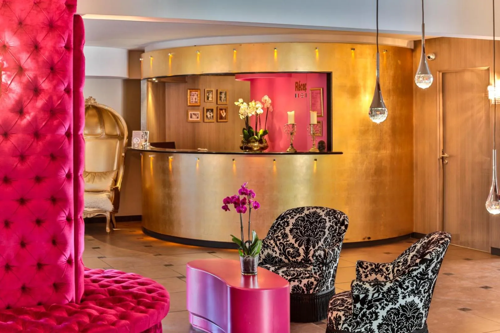 Lobby or reception in Servotel Castagniers