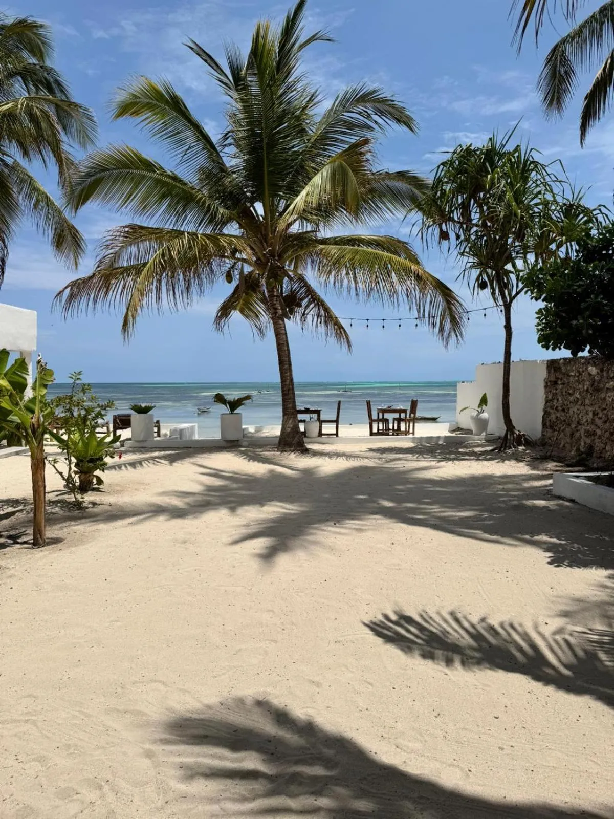 Property building in Mango Beach House