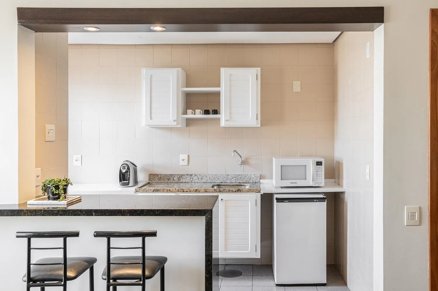 Kitchen or kitchenette in Piazza Navona Porto Alegre by Intercity