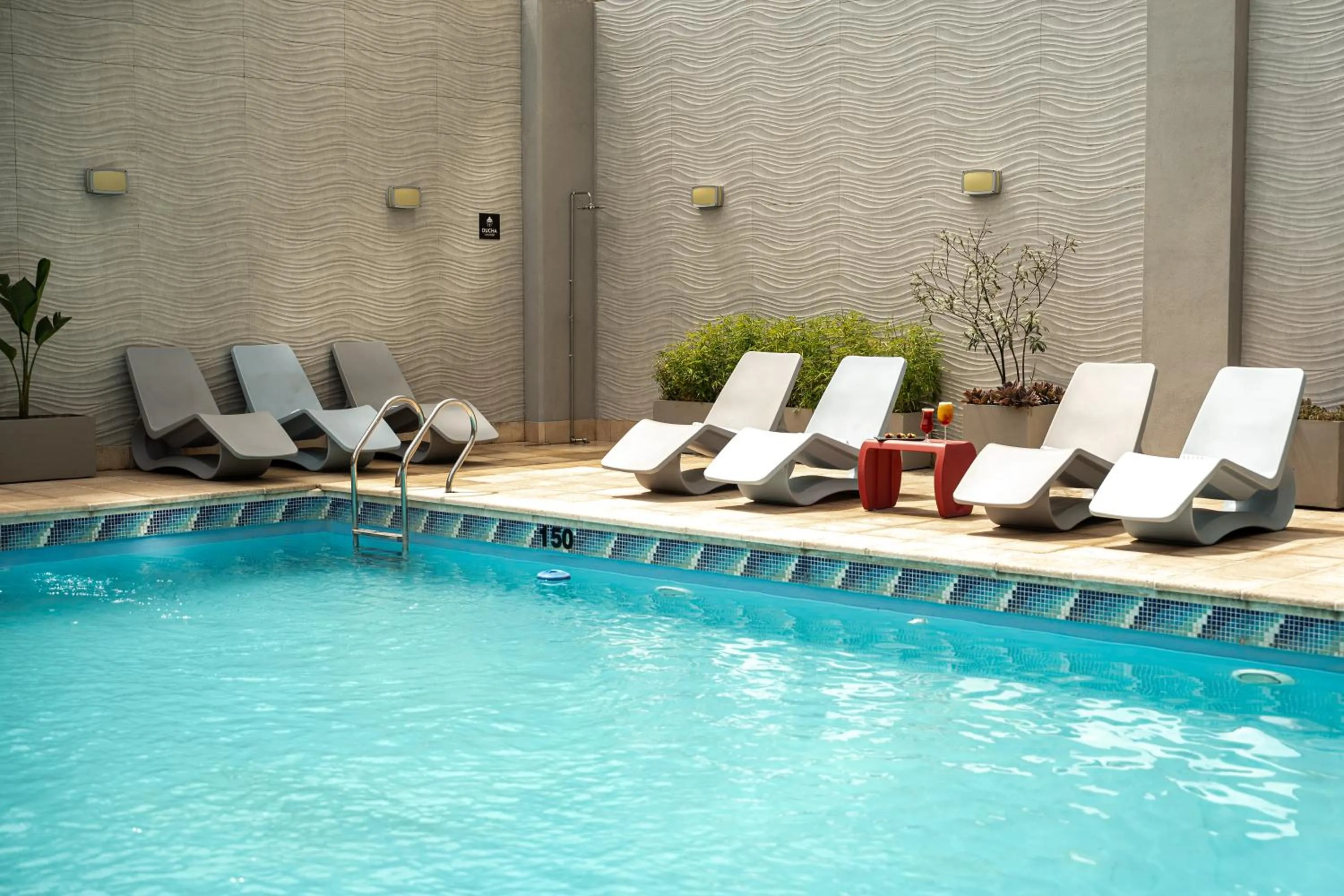 Pool view in Brizo Salta