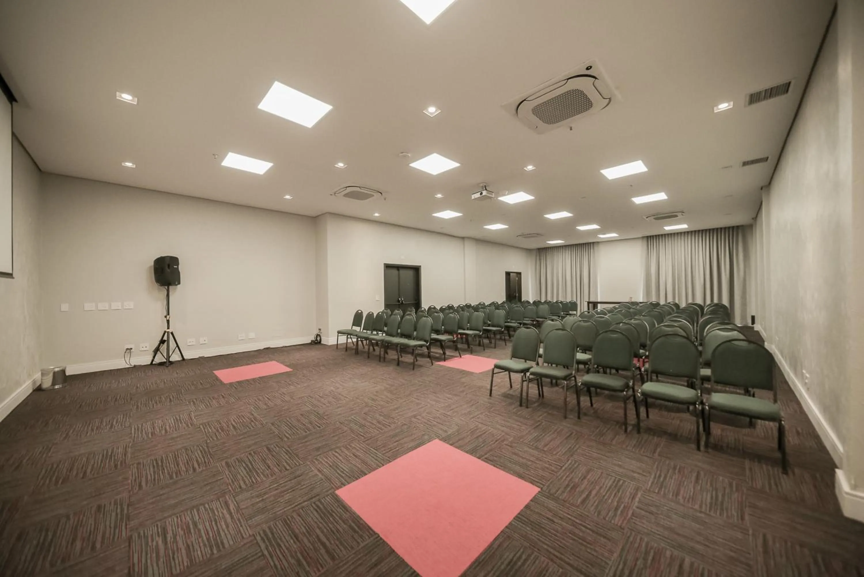 Meeting/conference room in Intercity São Paulo Nações Unidas
