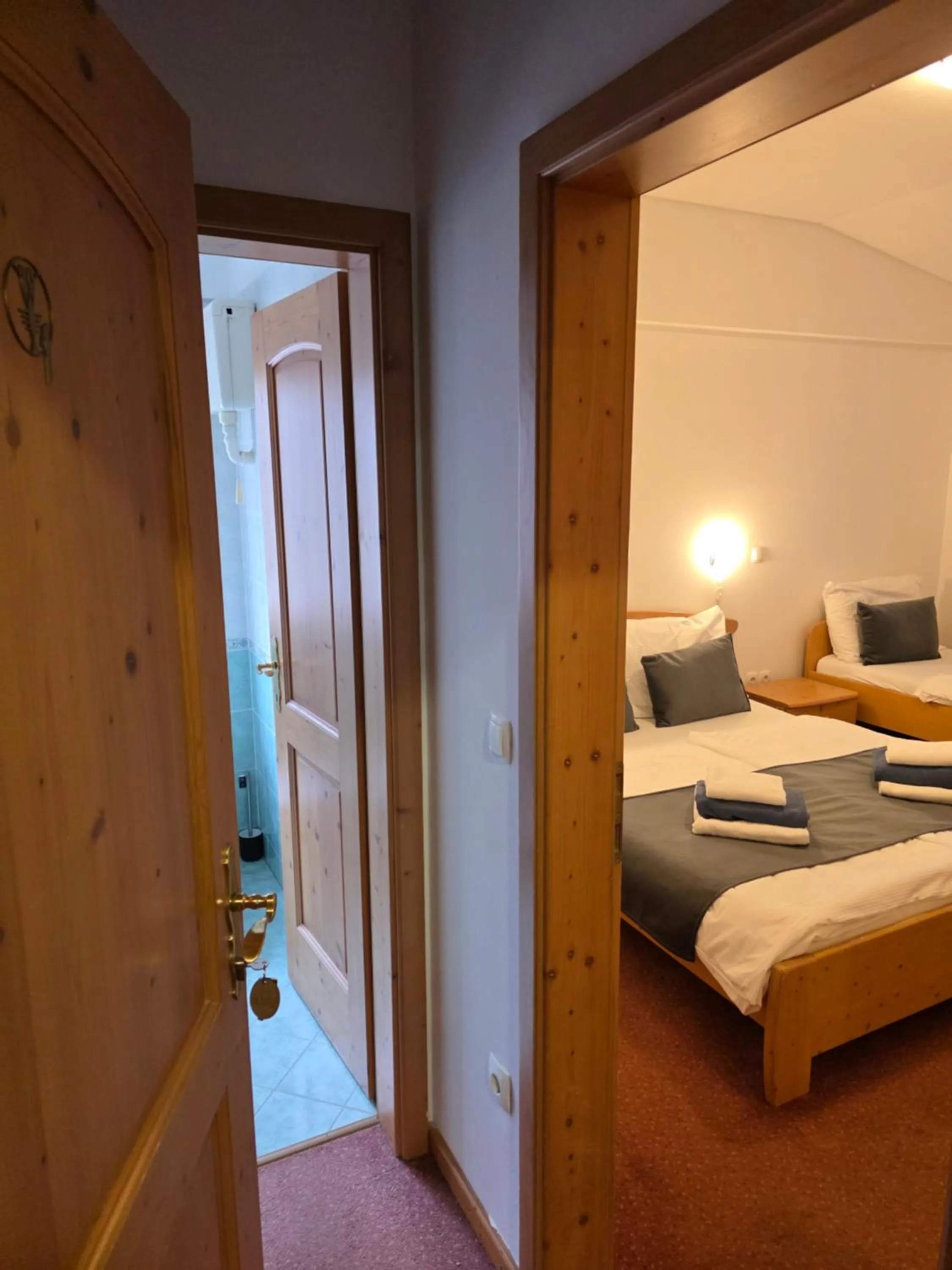 Bed in Hotel Rakov Skocjan