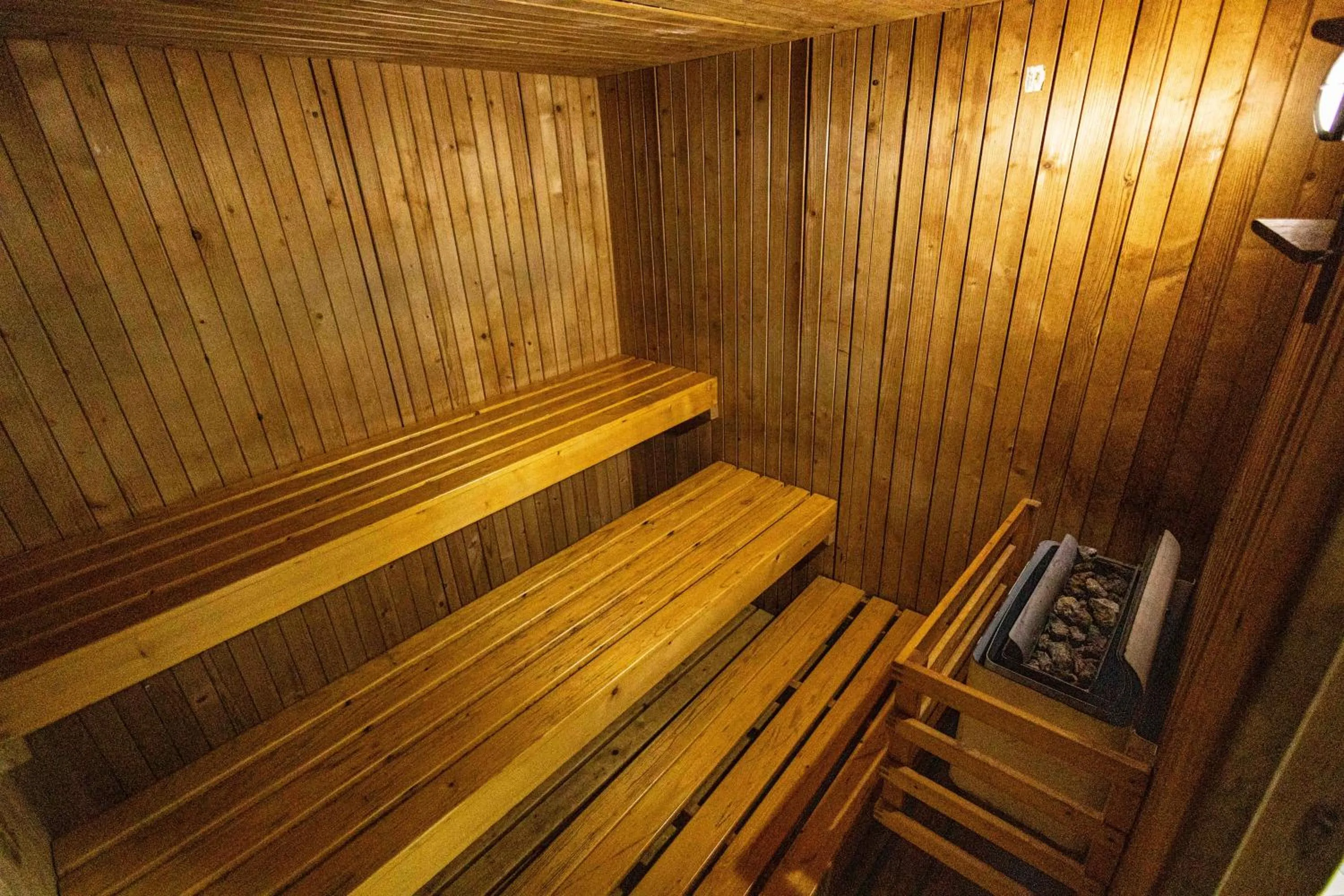 Sauna in Hamdan Plaza Hotel Salalah, an HTG Hotel