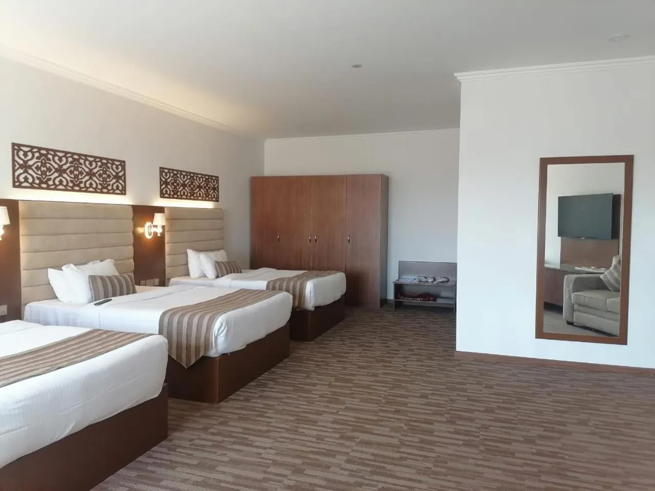 Bedroom, Bed in Hamdan Plaza Hotel Salalah, an HTG Hotel