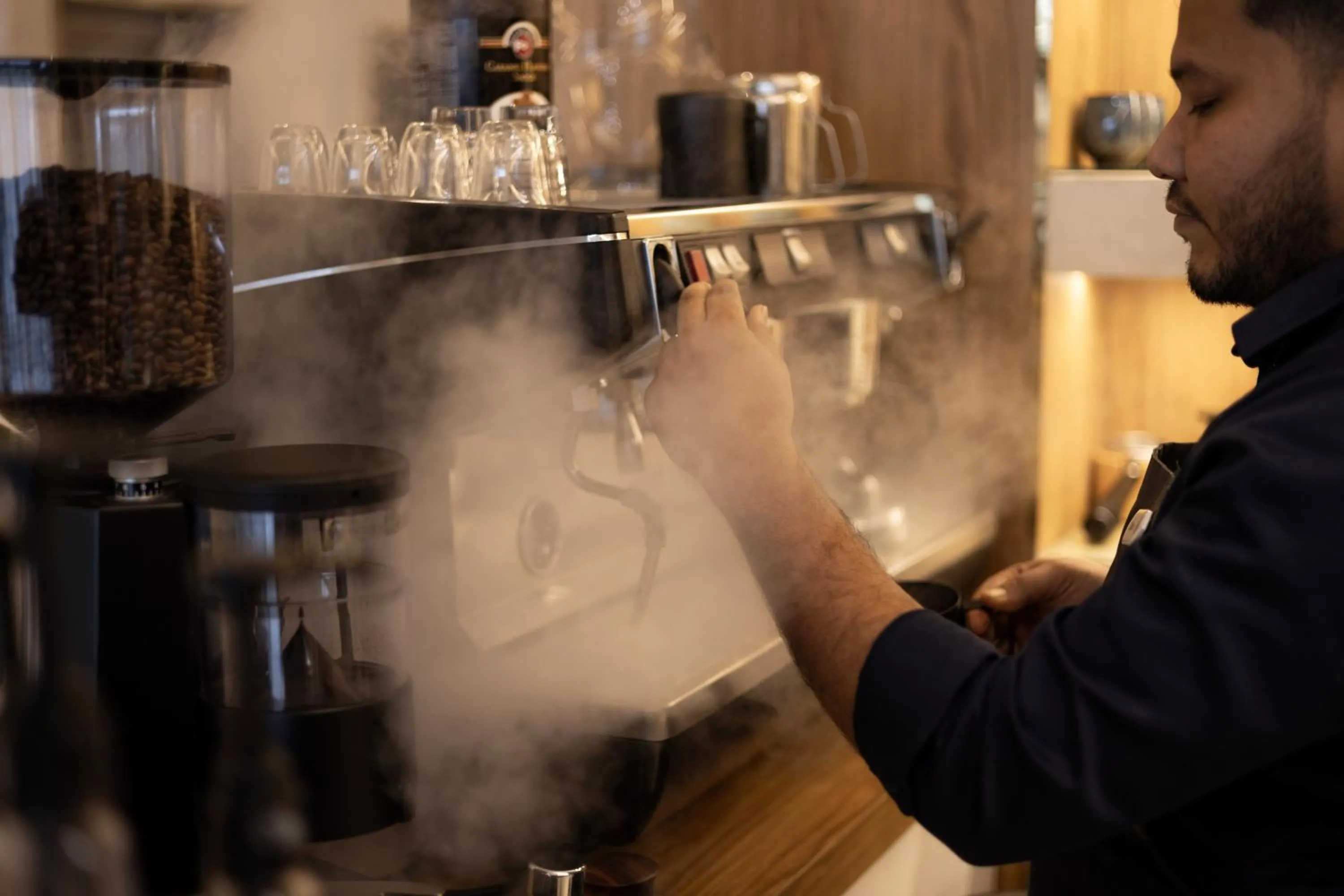 Restaurant/places to eat in Hamdan Plaza Hotel Salalah, an HTG Hotel