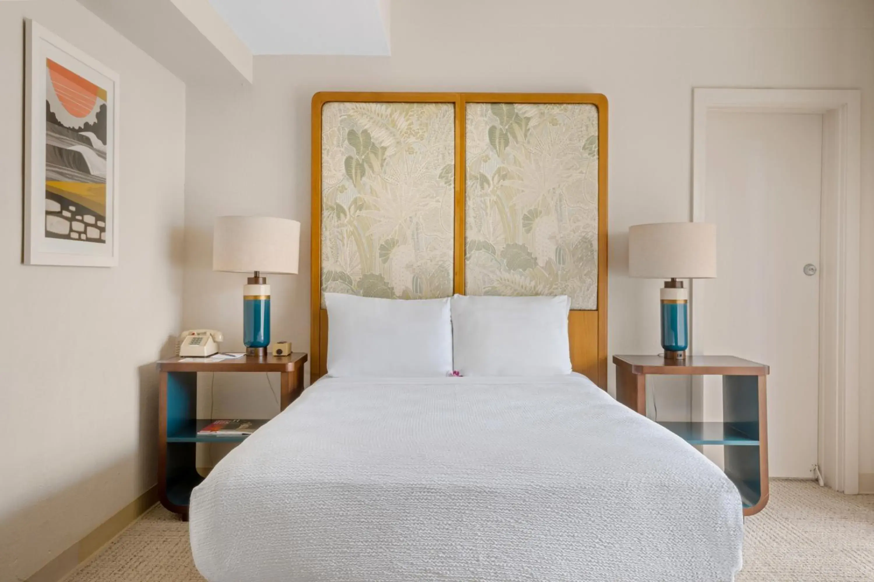 Deluxe Single Room in White Sands Hotel Deluxe Single Room in White Sands Hotel