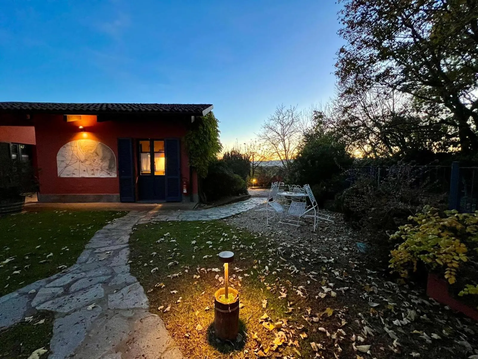 Property building in Le Serre Suites & Apartments