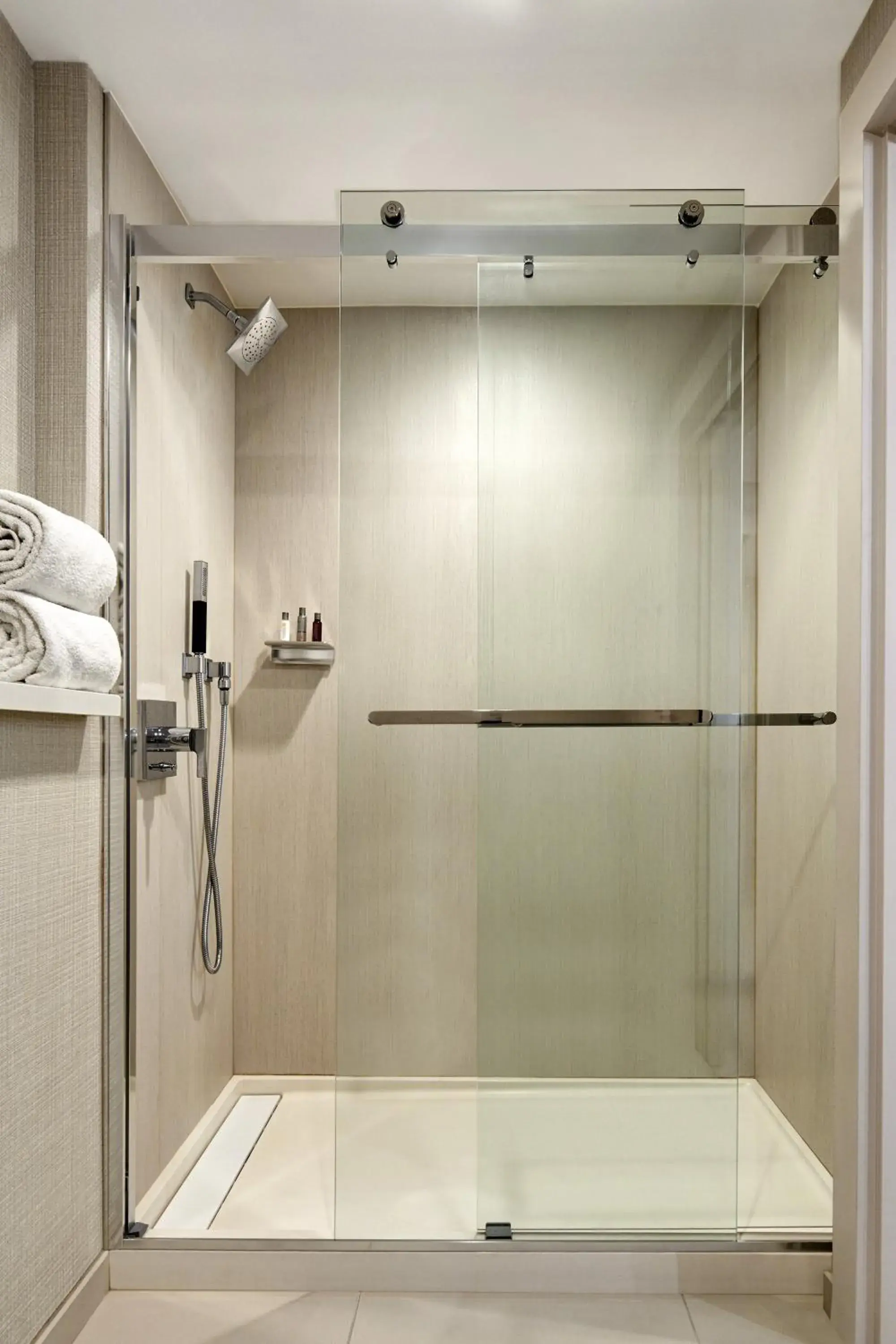 Double Room with Two Double Beds in San Francisco Marriott Union Square Double Room with Two Double Beds in San Francisco Marriott Union Square