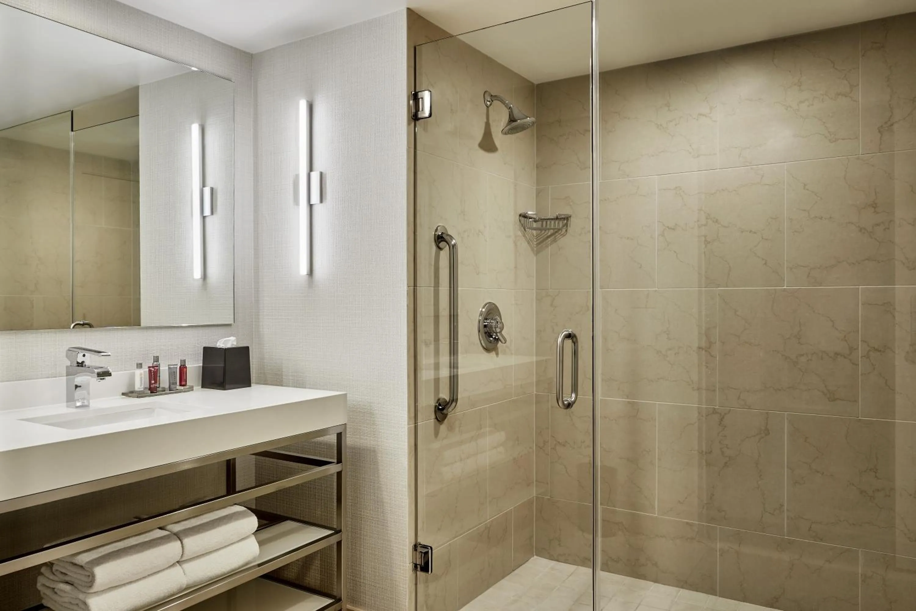 Bathroom in San Francisco Marriott Union Square