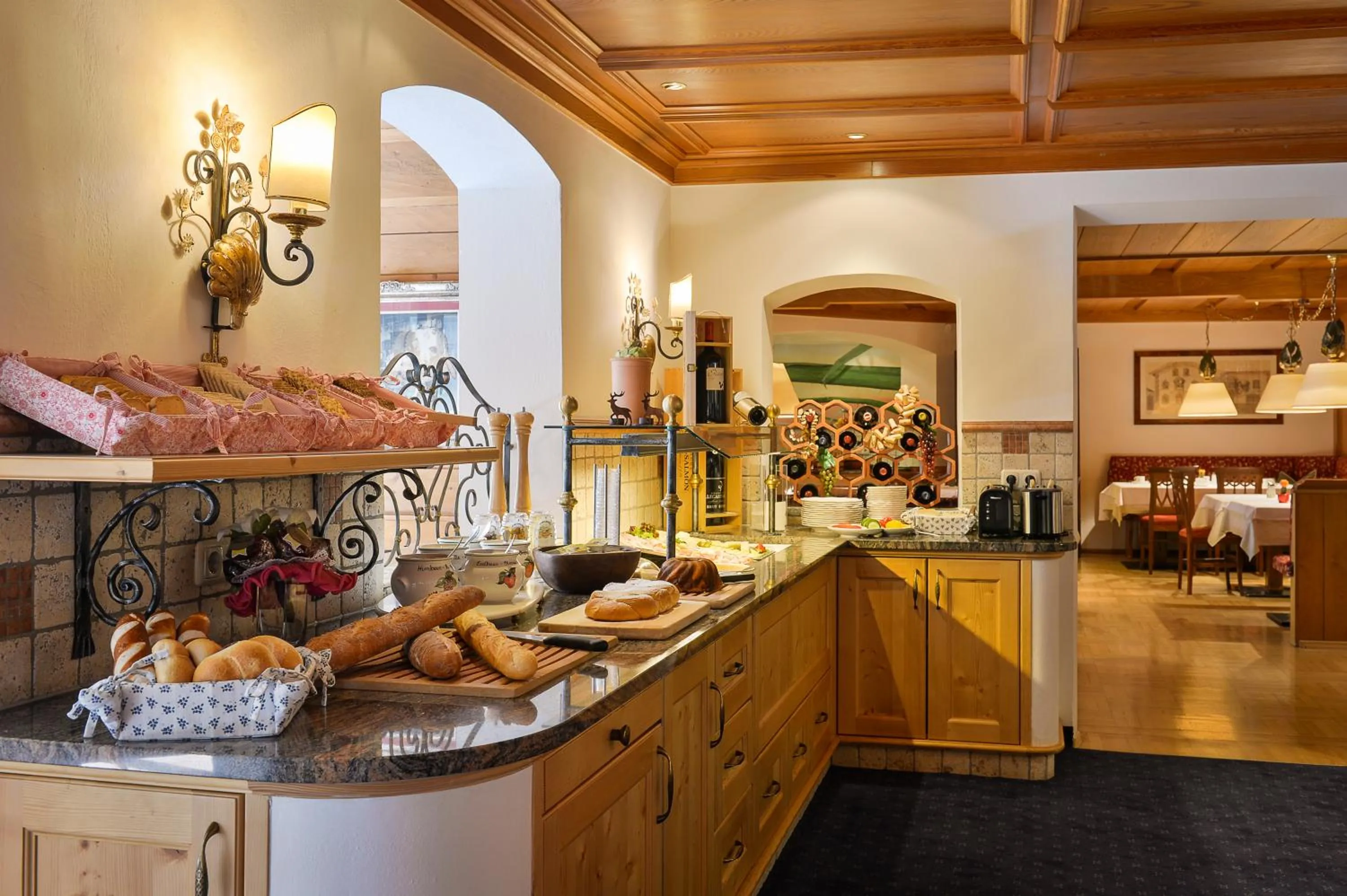 Buffet breakfast in Kertess