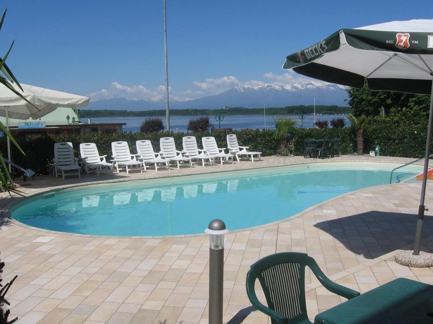 Swimming pool in Hotel Royal