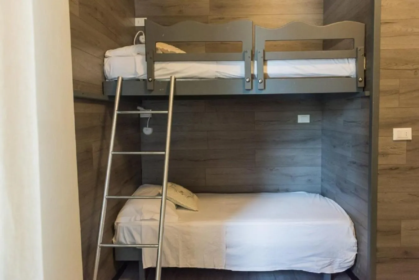 Bedroom in Hotel Royal