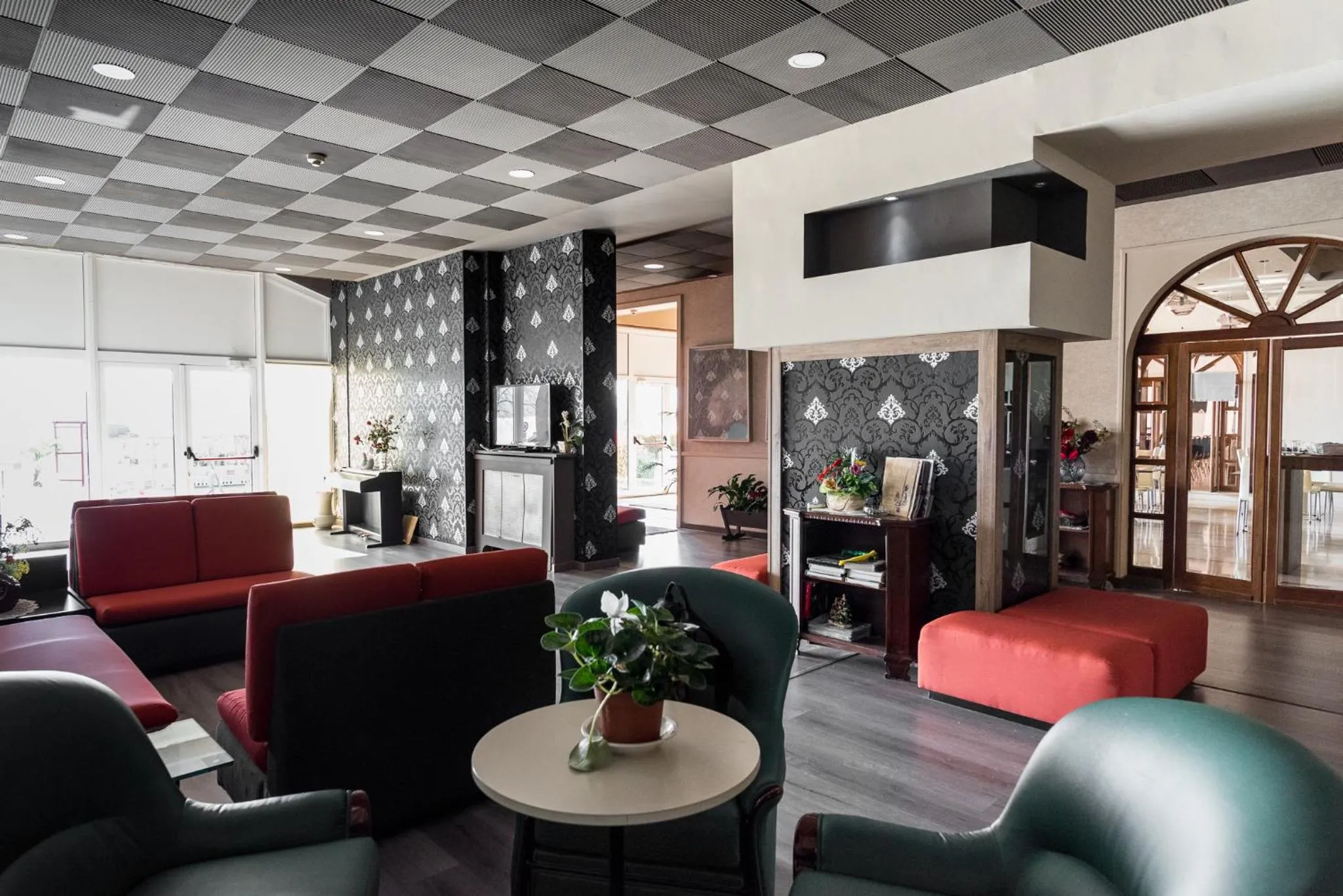 Patio in Hotel Royal