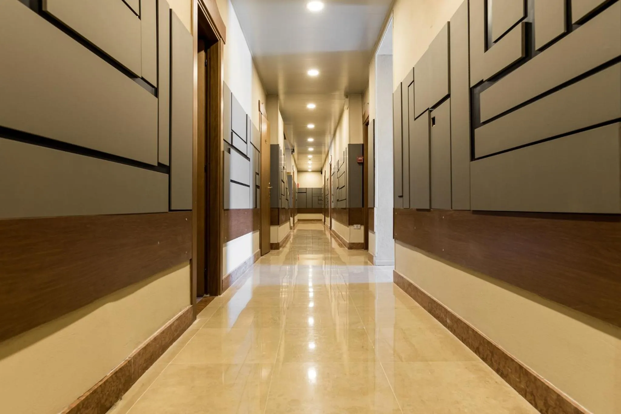 Decorative detail in Hotel Royal