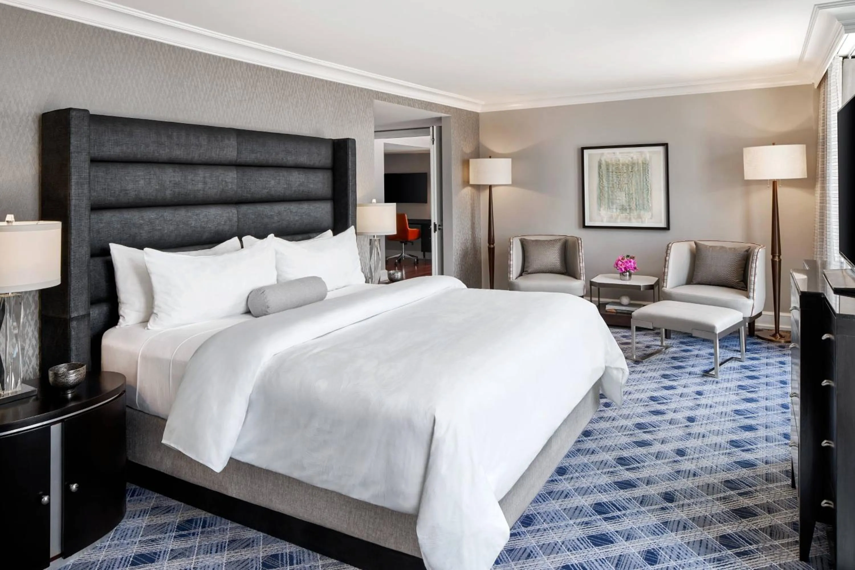 Bedroom, Bed in JW Marriott Washington, DC