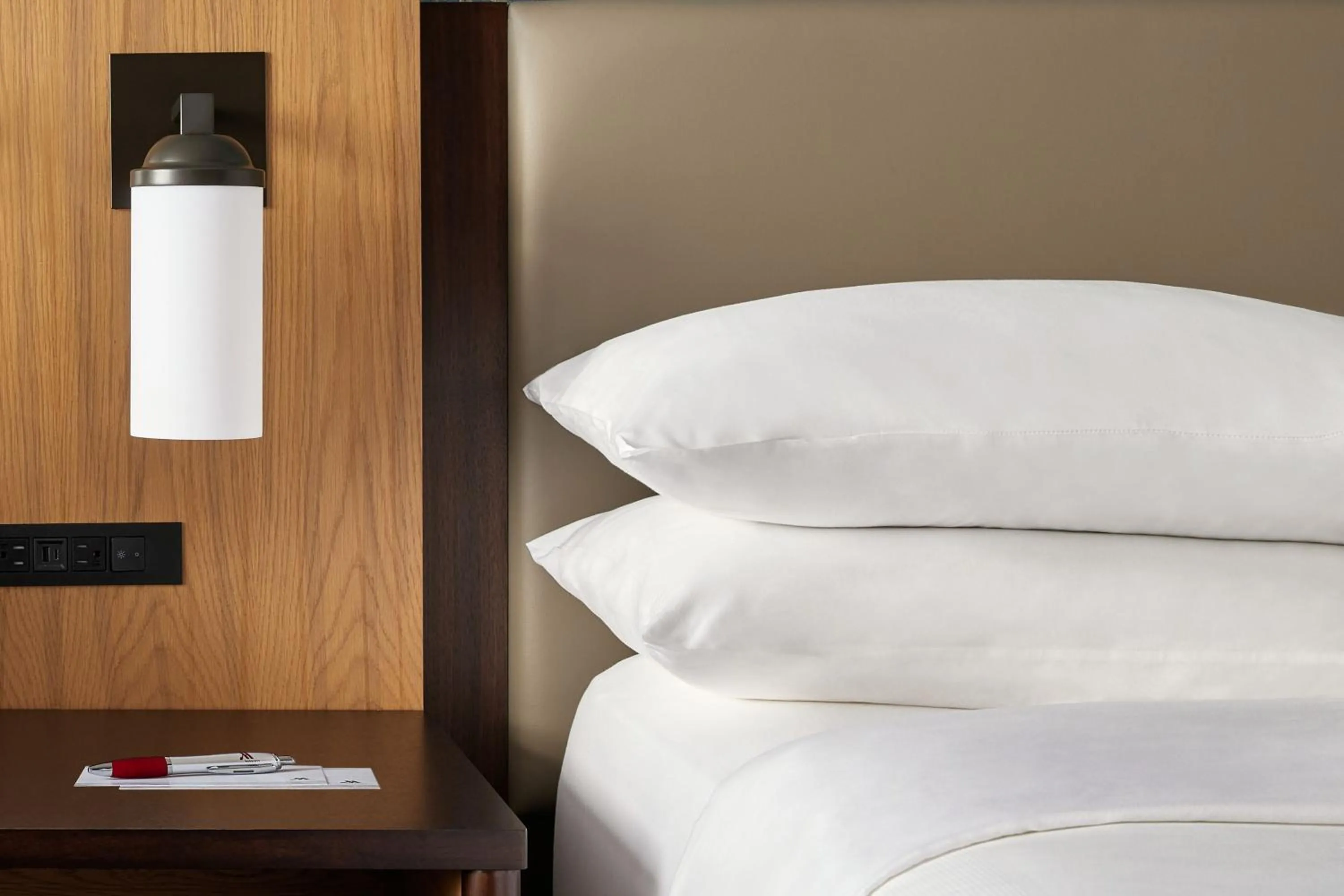 Photo of the whole room, Bed in Washington Marriott at Metro Center