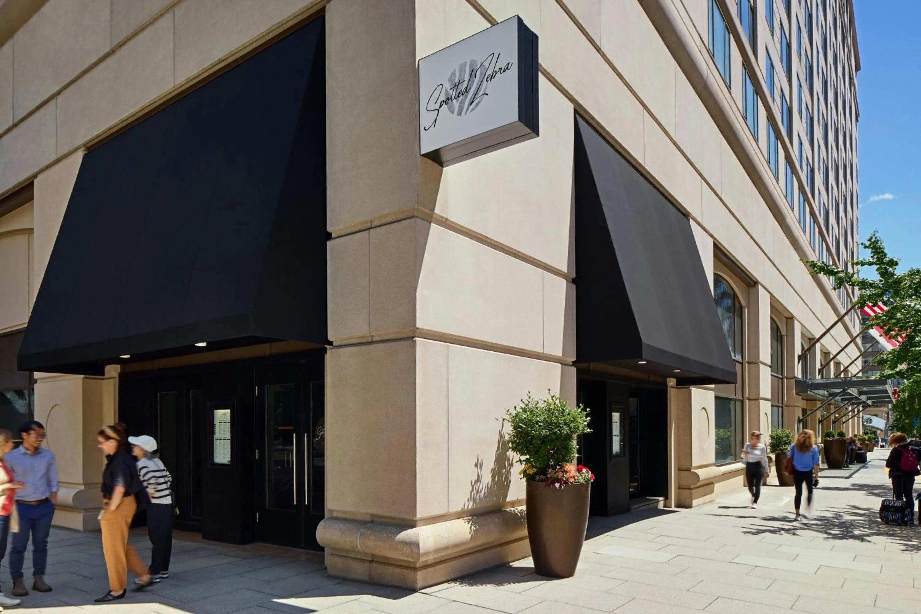 Property building in Washington Marriott at Metro Center