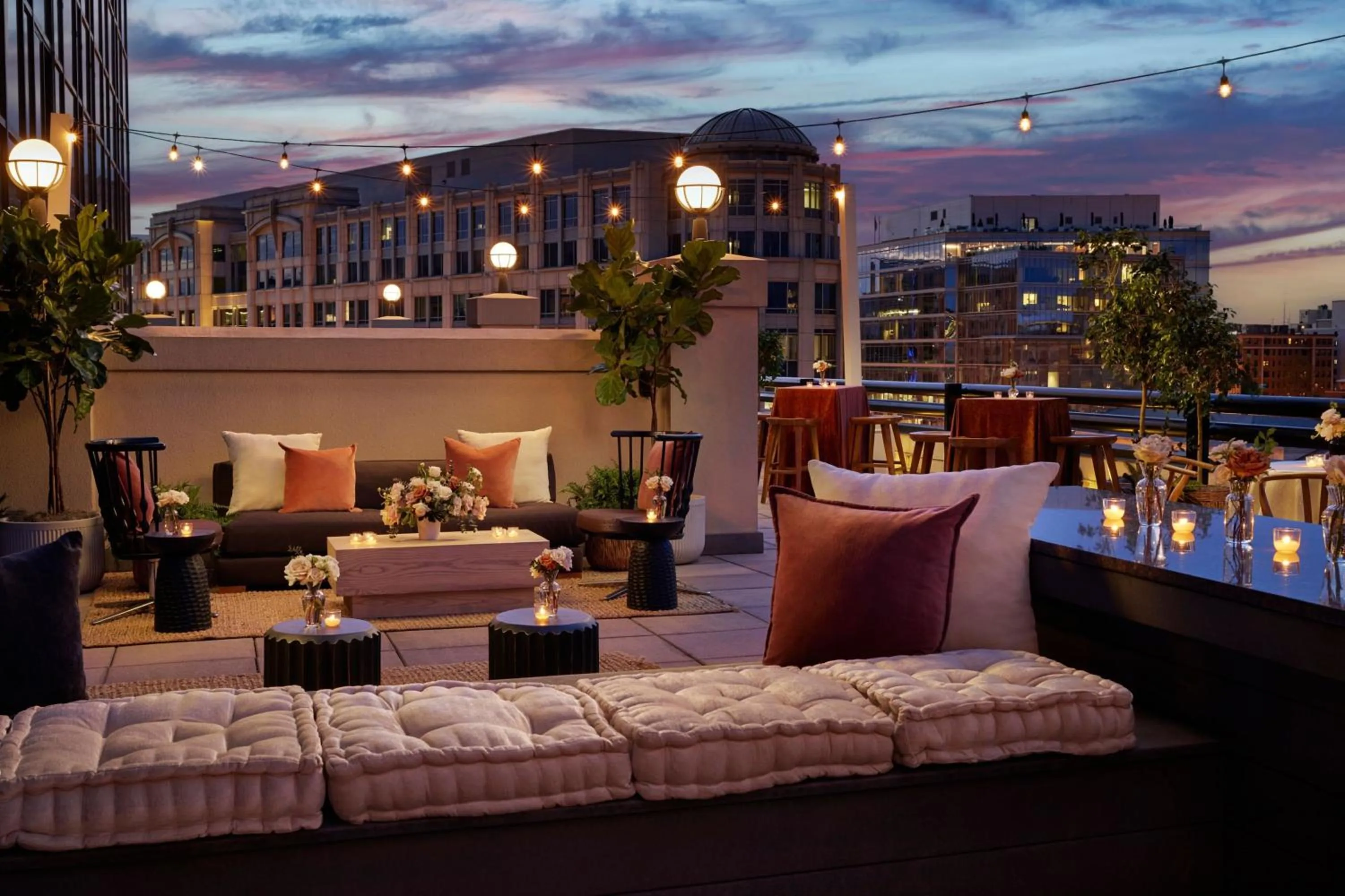 Seating area in The Westin DC Downtown