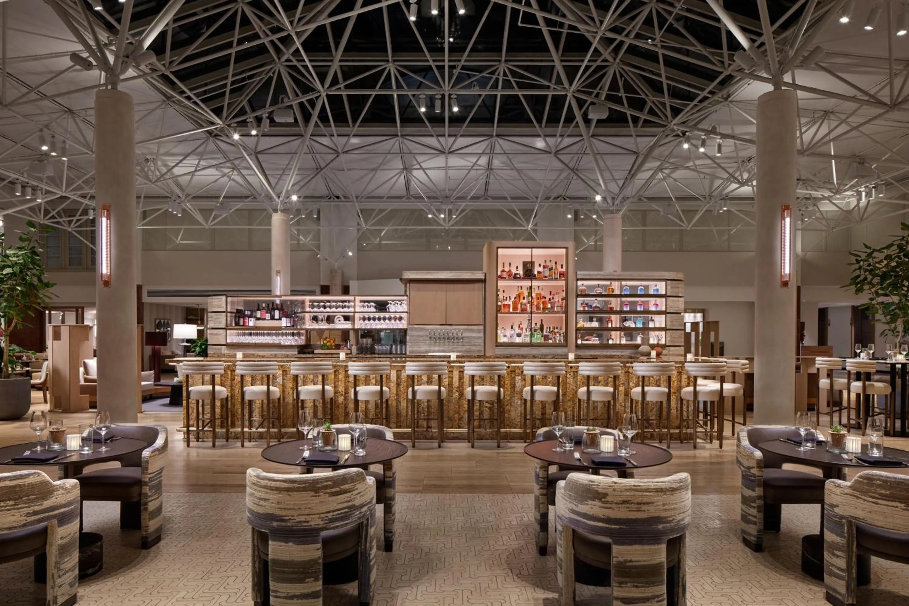 Lounge or bar in The Westin DC Downtown