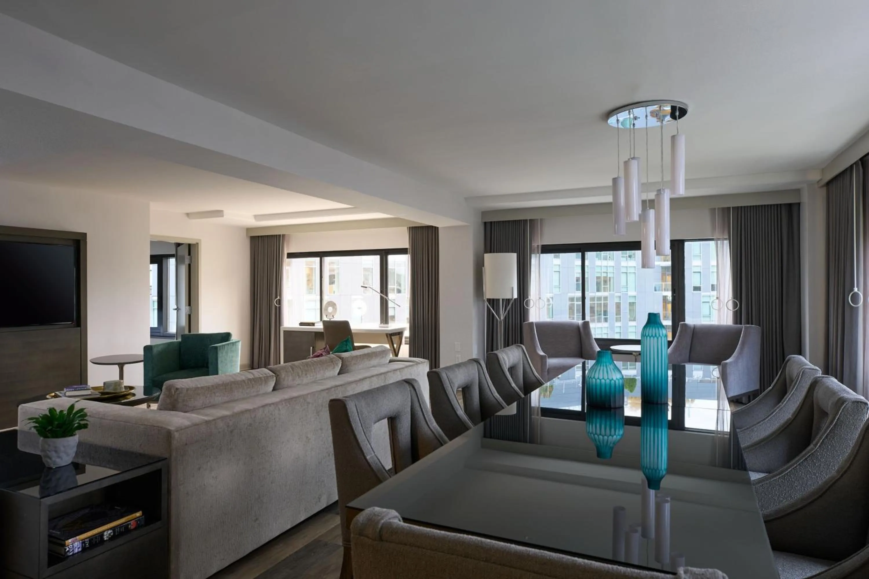 Photo of the whole room in Washington Marriott Georgetown