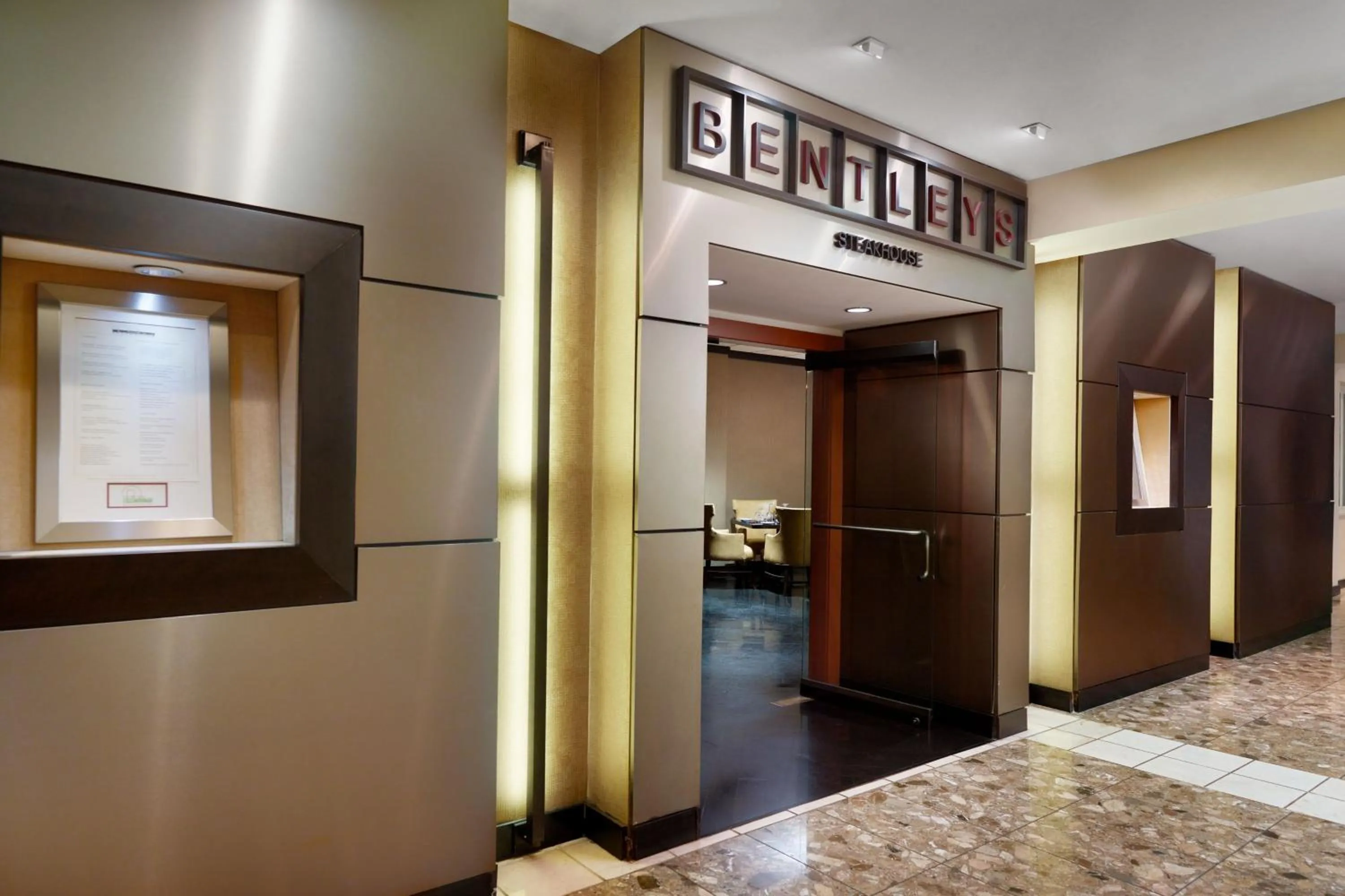 Restaurant/places to eat in Atlanta Airport Marriott