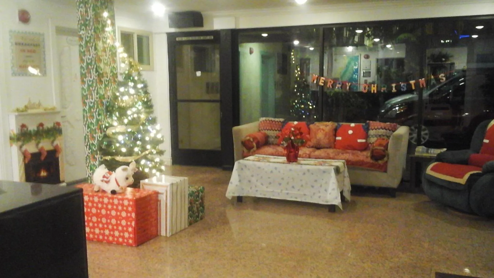 Winter in 777 Motor Inn