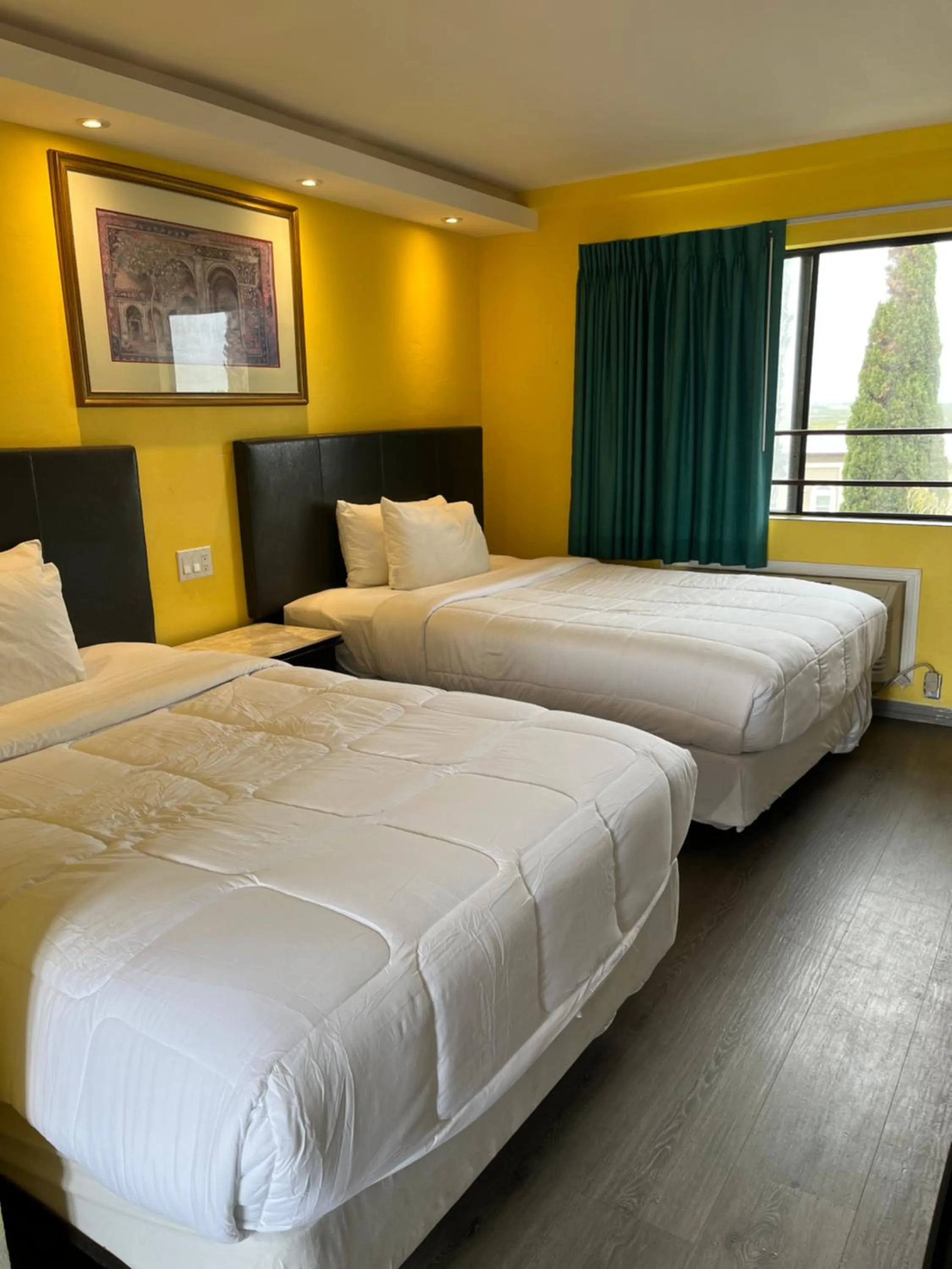 Bedroom, Bed in 777 Motor Inn