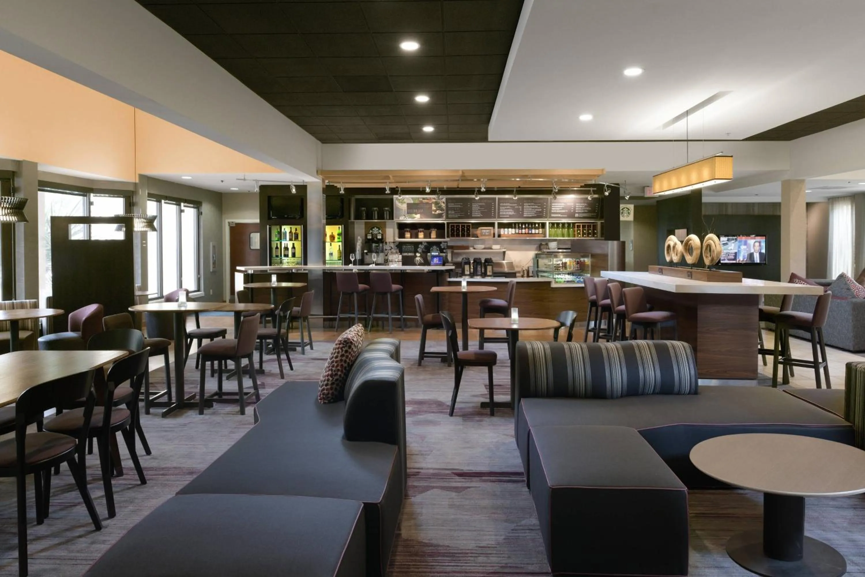 Lobby or reception in Courtyard by Marriott Albuquerque Airport