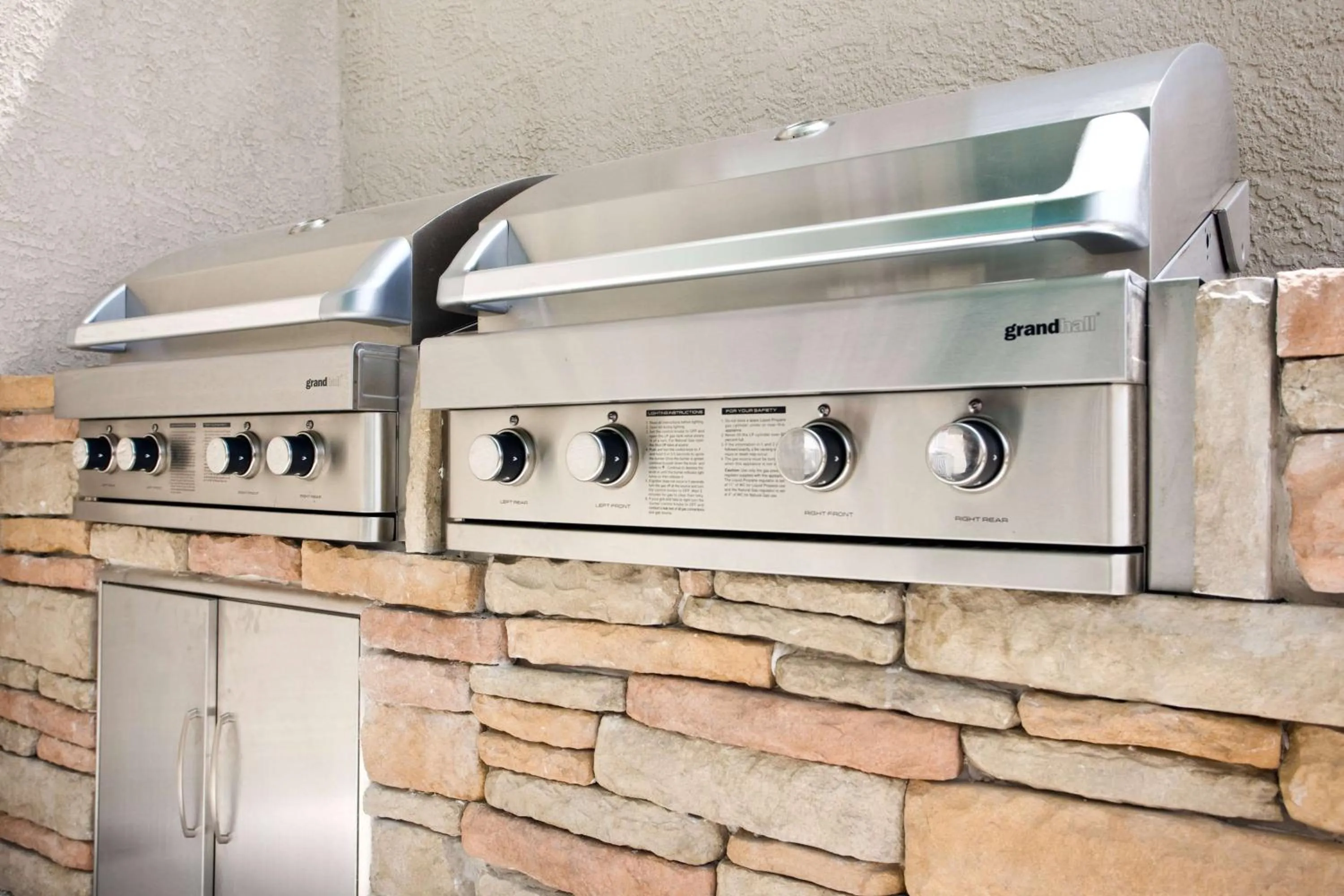 Patio in Sonesta ES Suites Albuquerque