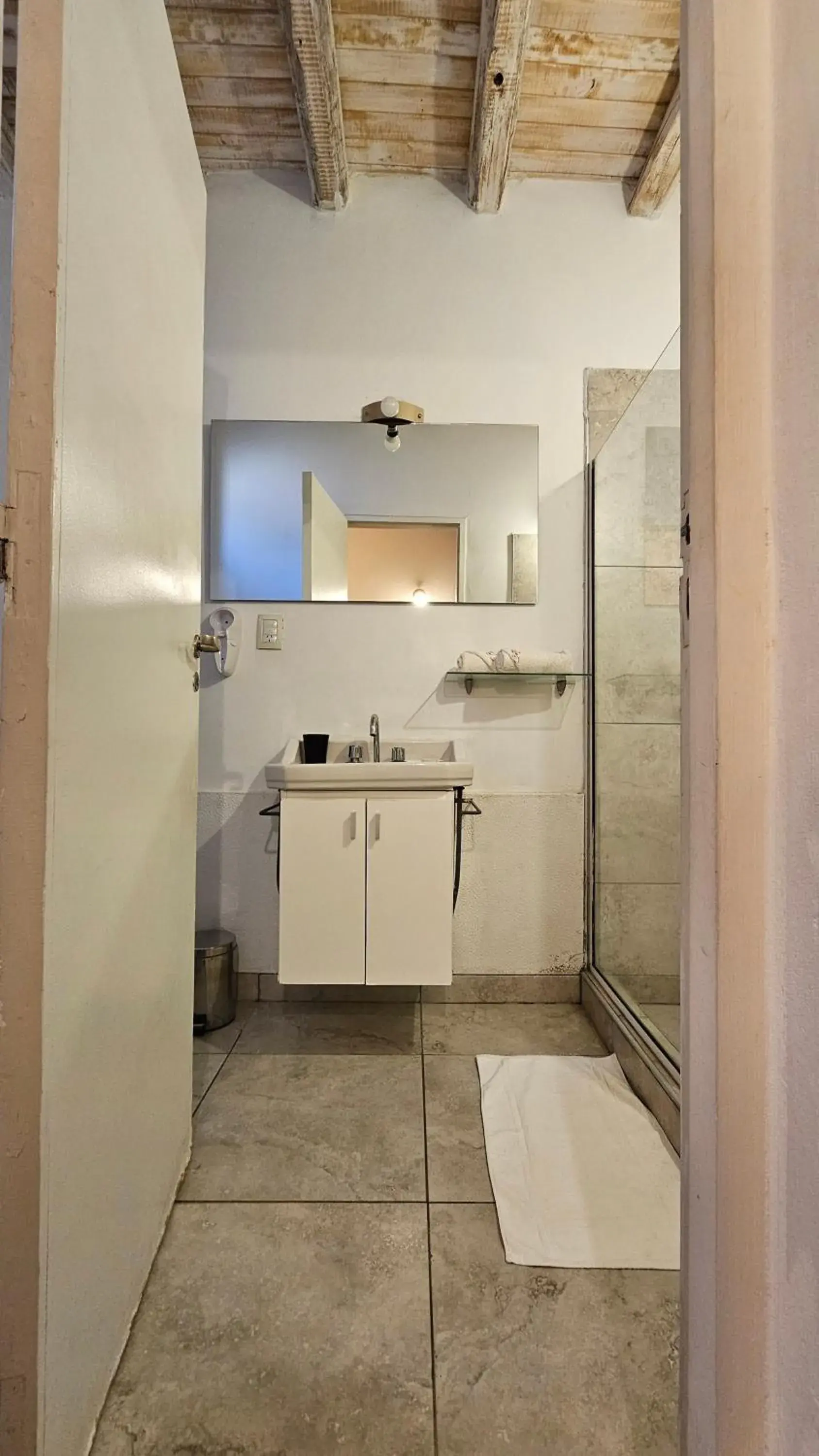 Superior Triple Room in Posada Borravino Superior Triple Room in Posada Borravino