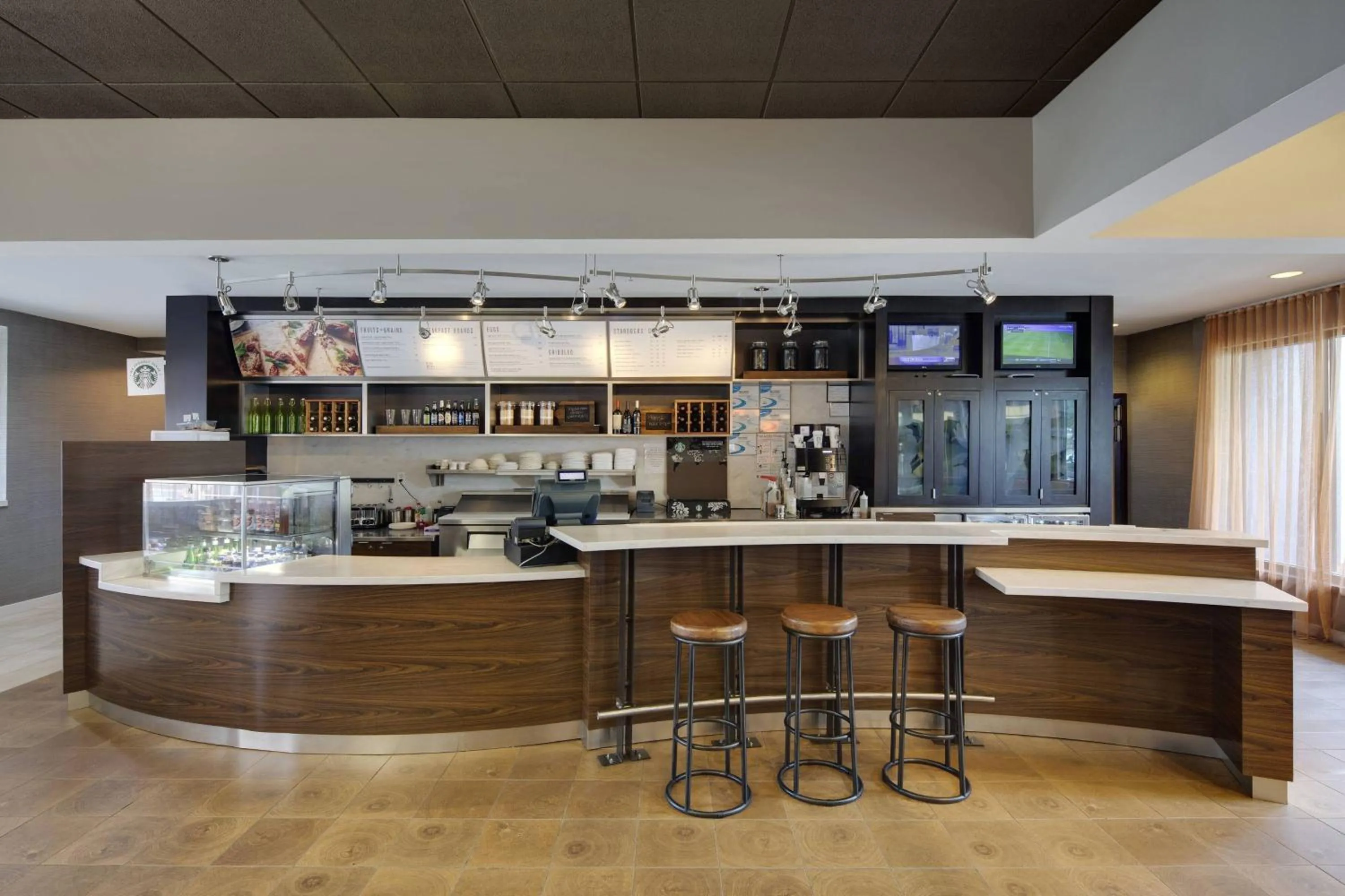 Lounge or bar in Courtyard Atlanta Marietta/I-75 North