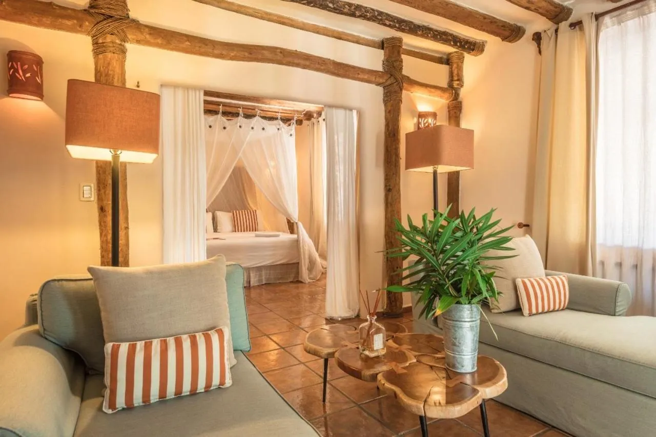 Living room in Ser Casasandra Boutique Hotel