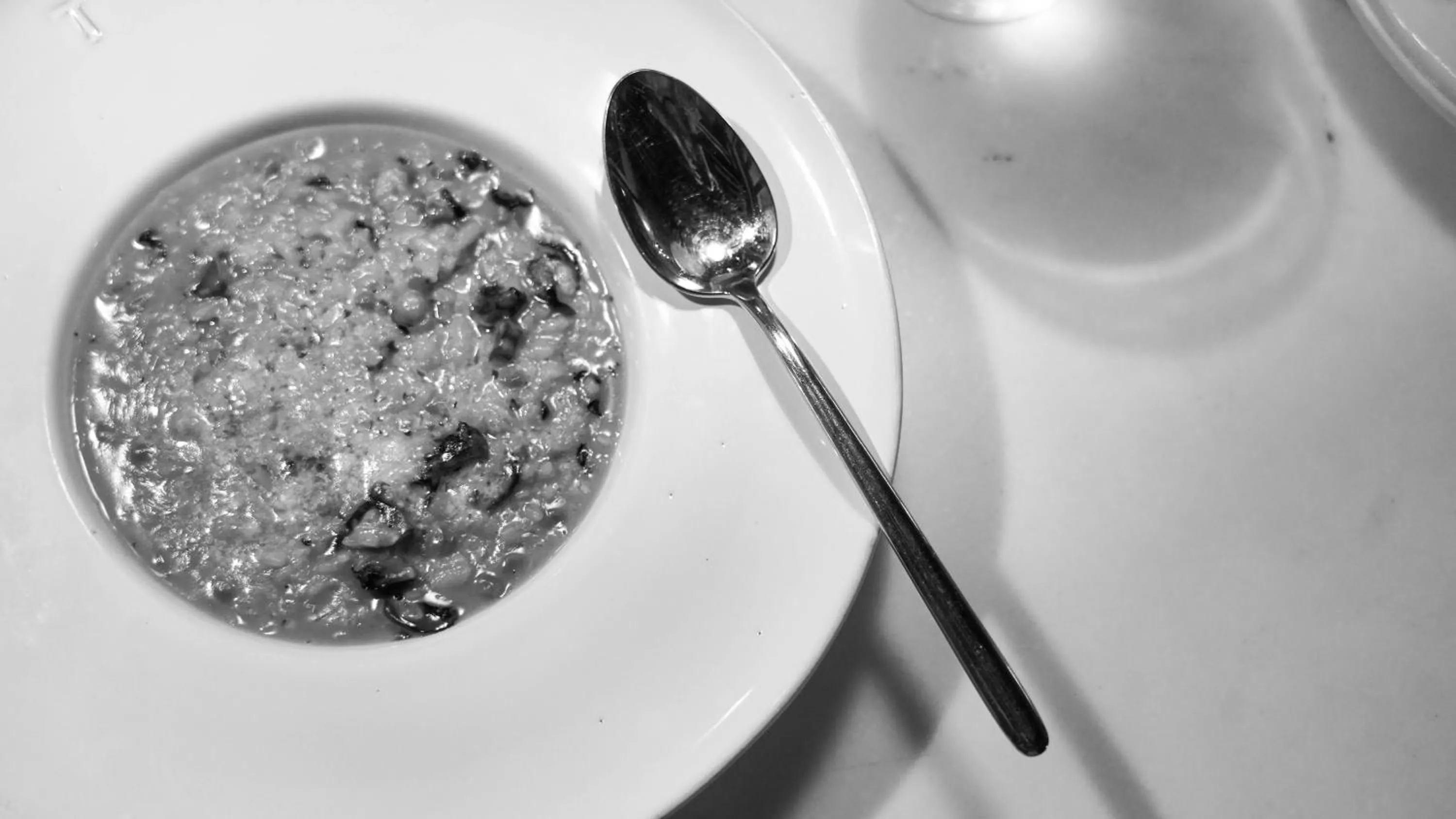 Restaurant/places to eat in Ser Casasandra Boutique Hotel