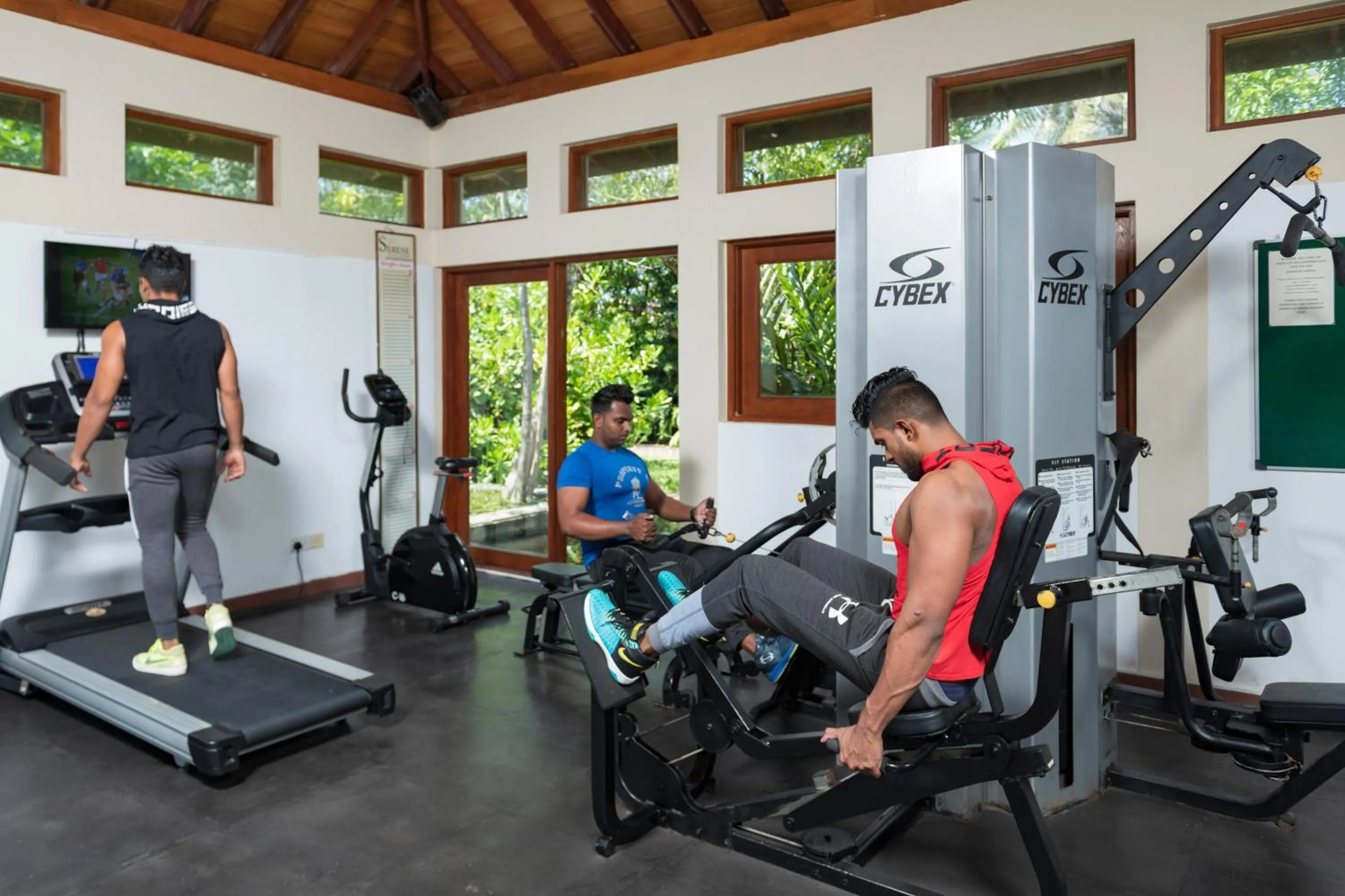 Fitness centre/facilities in Clove Beach Wadduwa