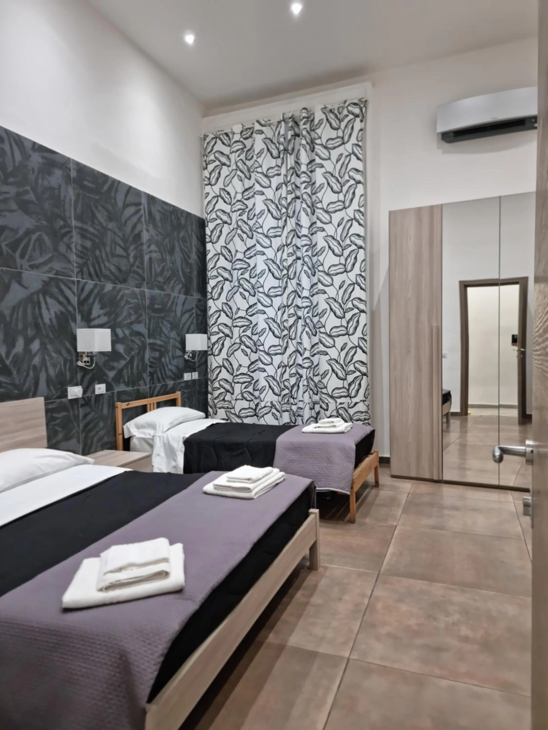 Bedroom, Bed in EL Corazon De Napoles, Centro Històrico