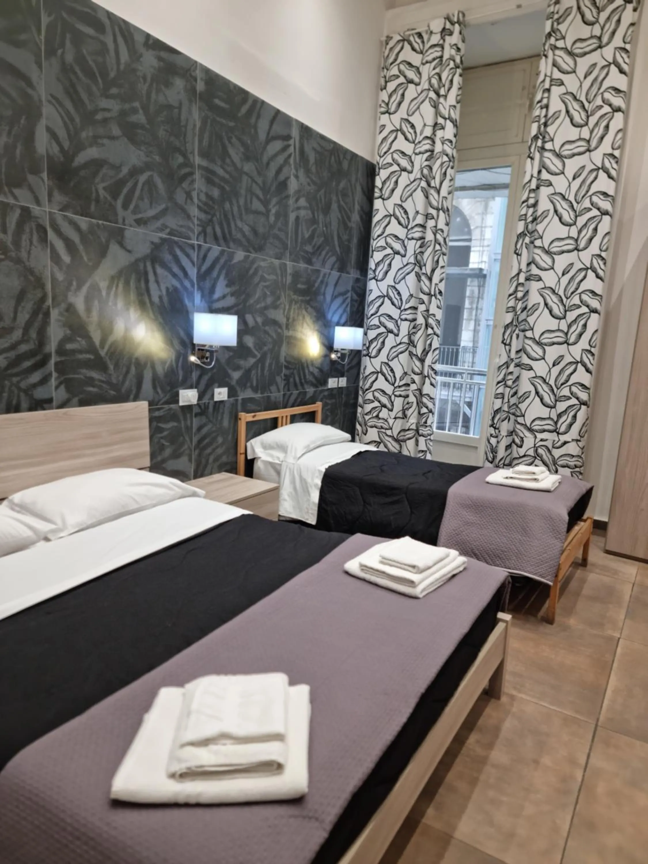 Bedroom, Bed in EL Corazon De Napoles, Centro Històrico