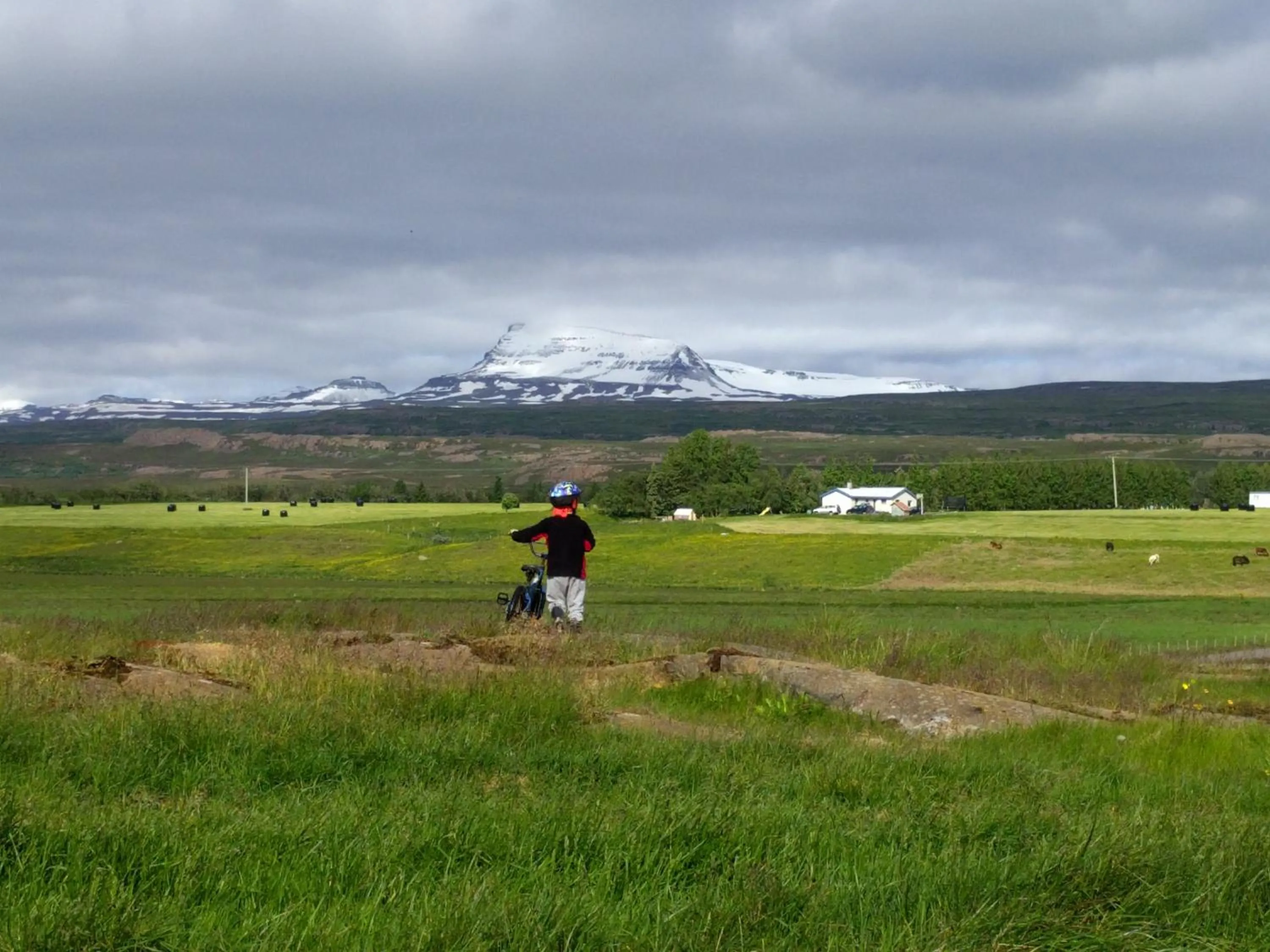 People in Hjartarstaðir Guesthouse