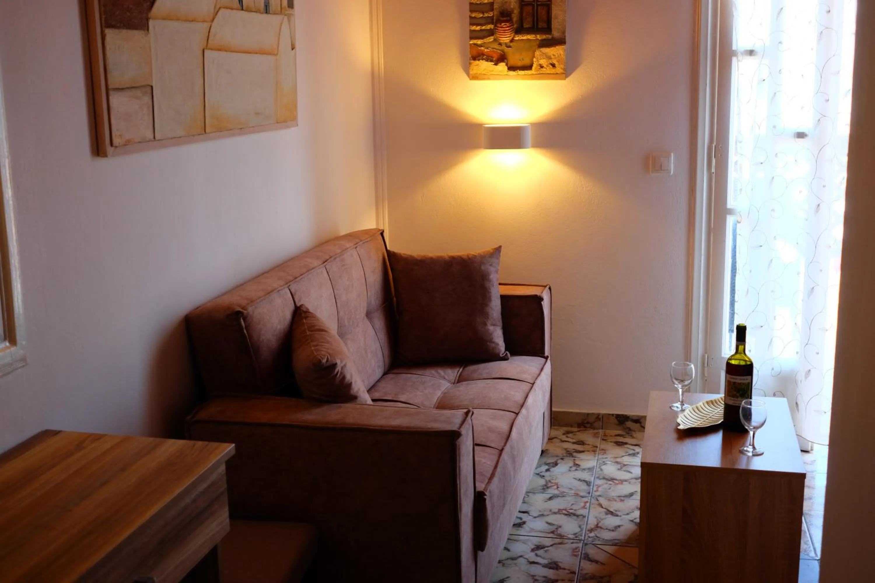 Suite Split Level in Sweet Heart Studios