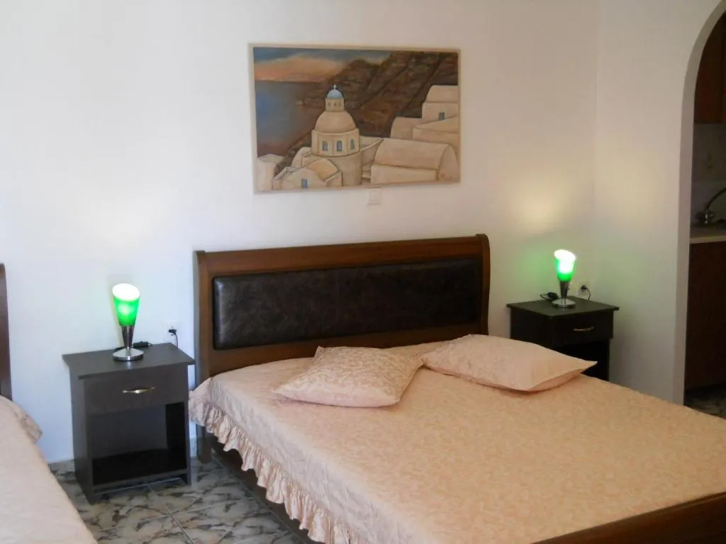 Bed in Sweet Heart Studios