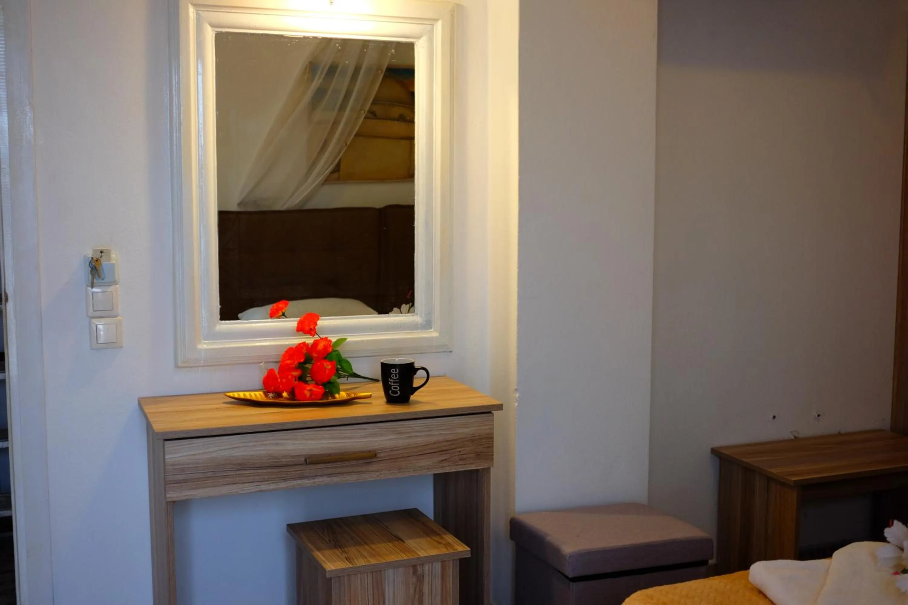 Photo of the whole room in Sweet Heart Studios