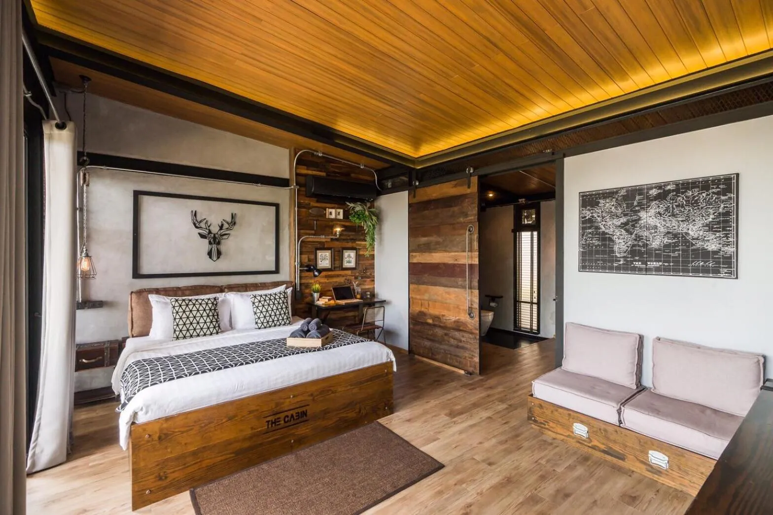 Bedroom, Bed in The Cabin Beach Resort