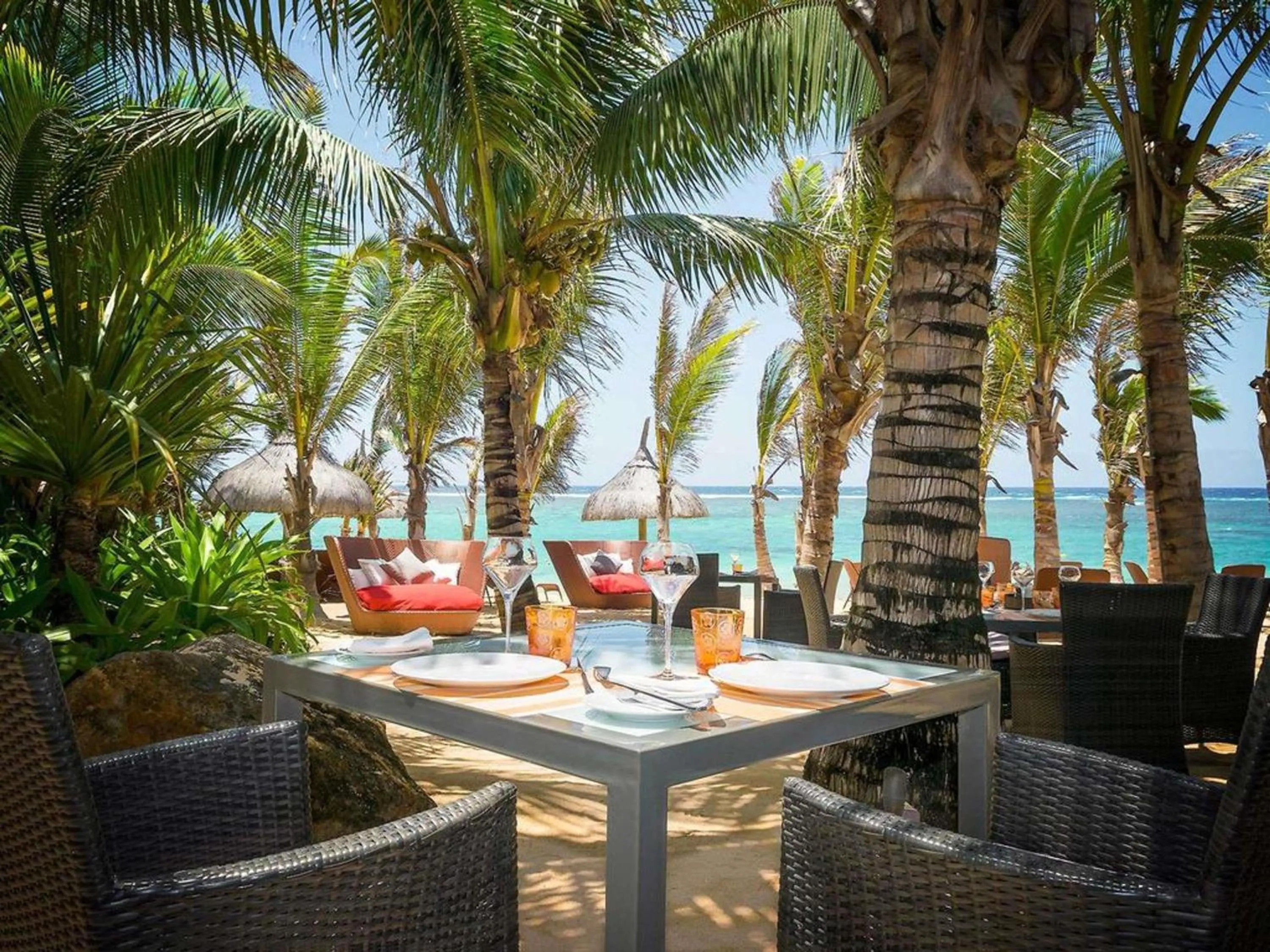 Restaurant/places to eat in SO/ Sofitel Mauritius