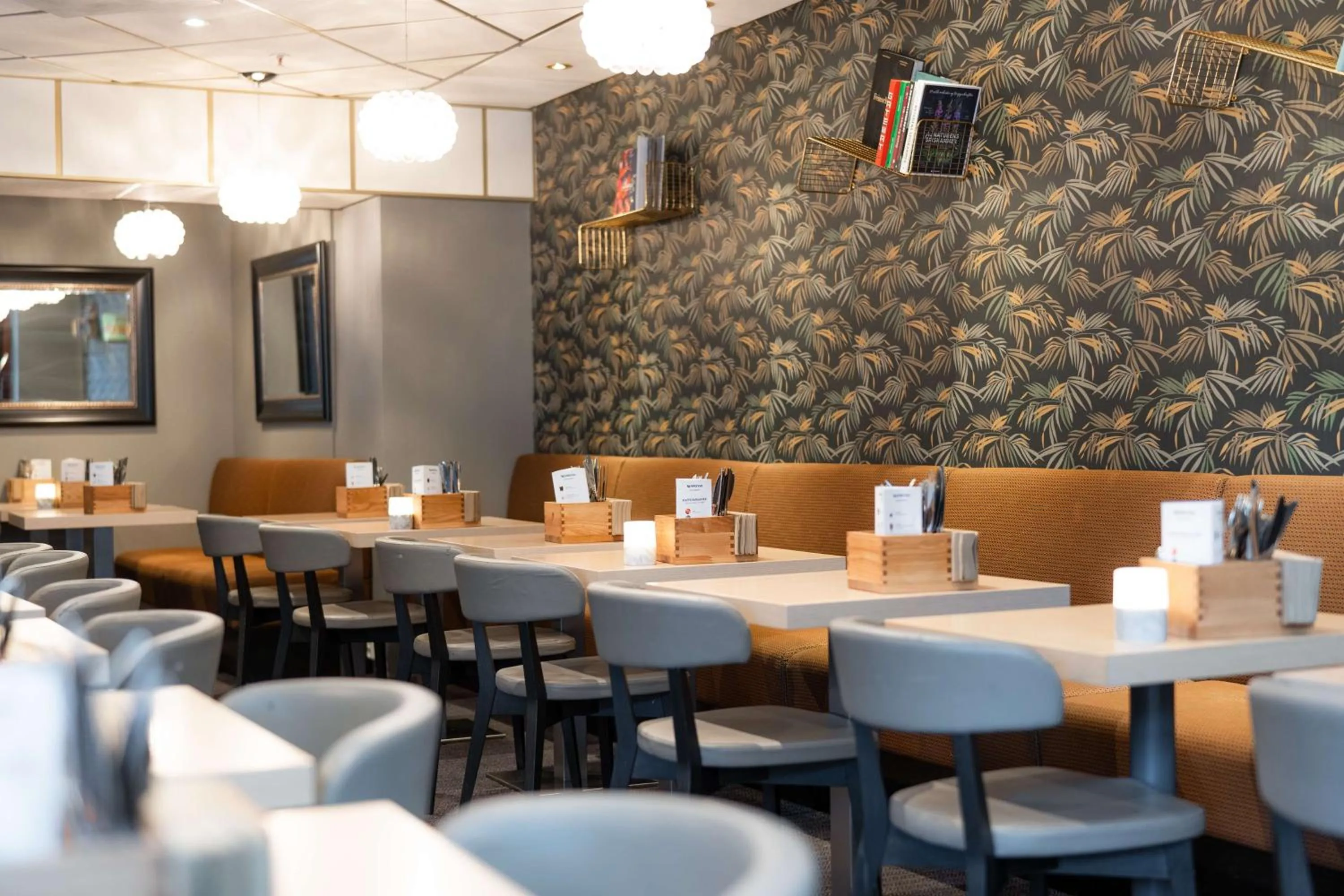 Restaurant/places to eat in Scandic Byparken