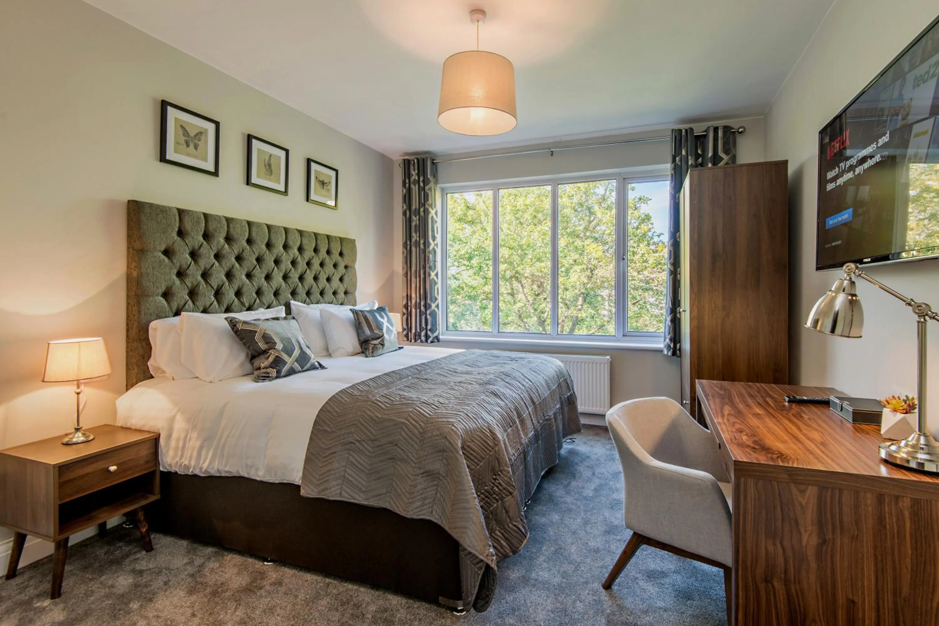 Bedroom, Bed in M-Hotels Studios & Apartments Free Parking