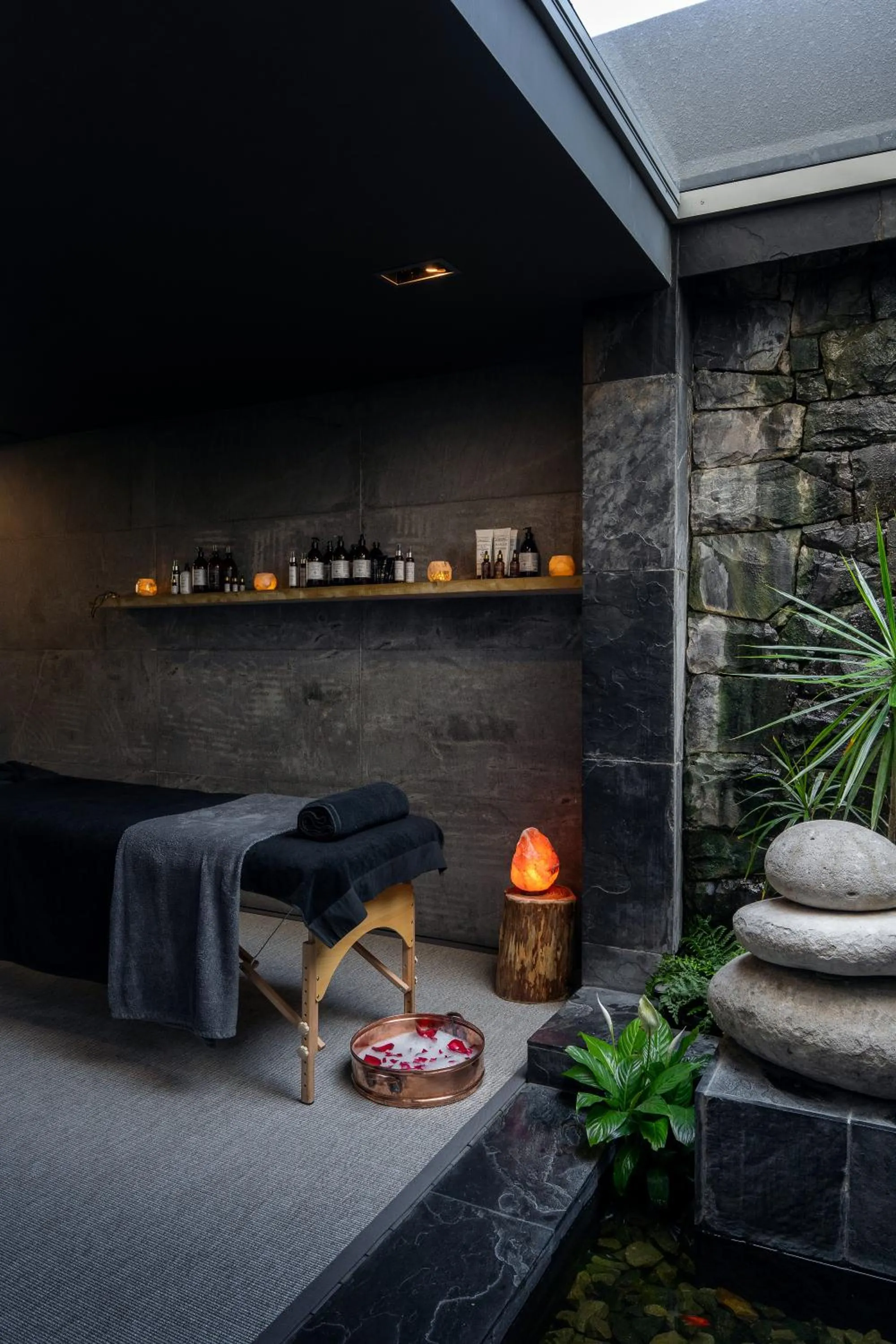 Spa and wellness centre/facilities in POD Camps Bay by The Oyster Collection