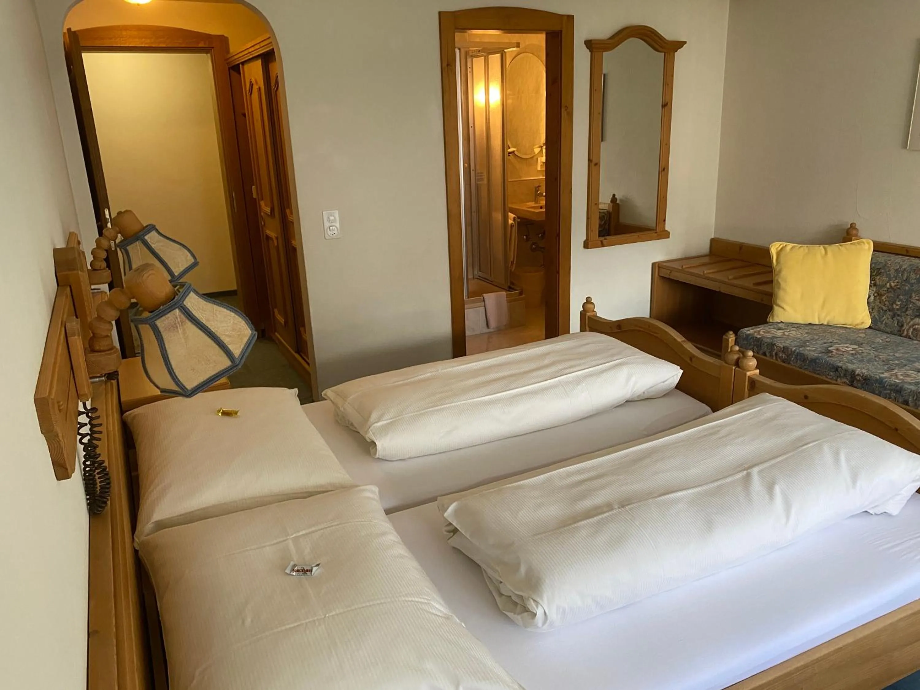 Bed in Hotel B&B Casa La Val