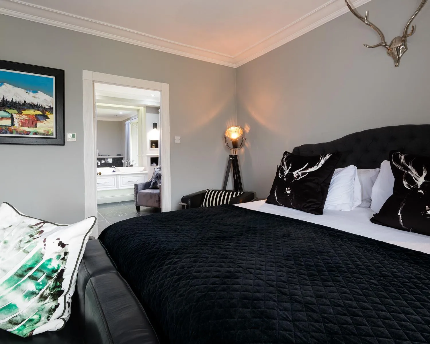 Bed in The Old Manse of Blair, Boutique Hotel & Restaurant