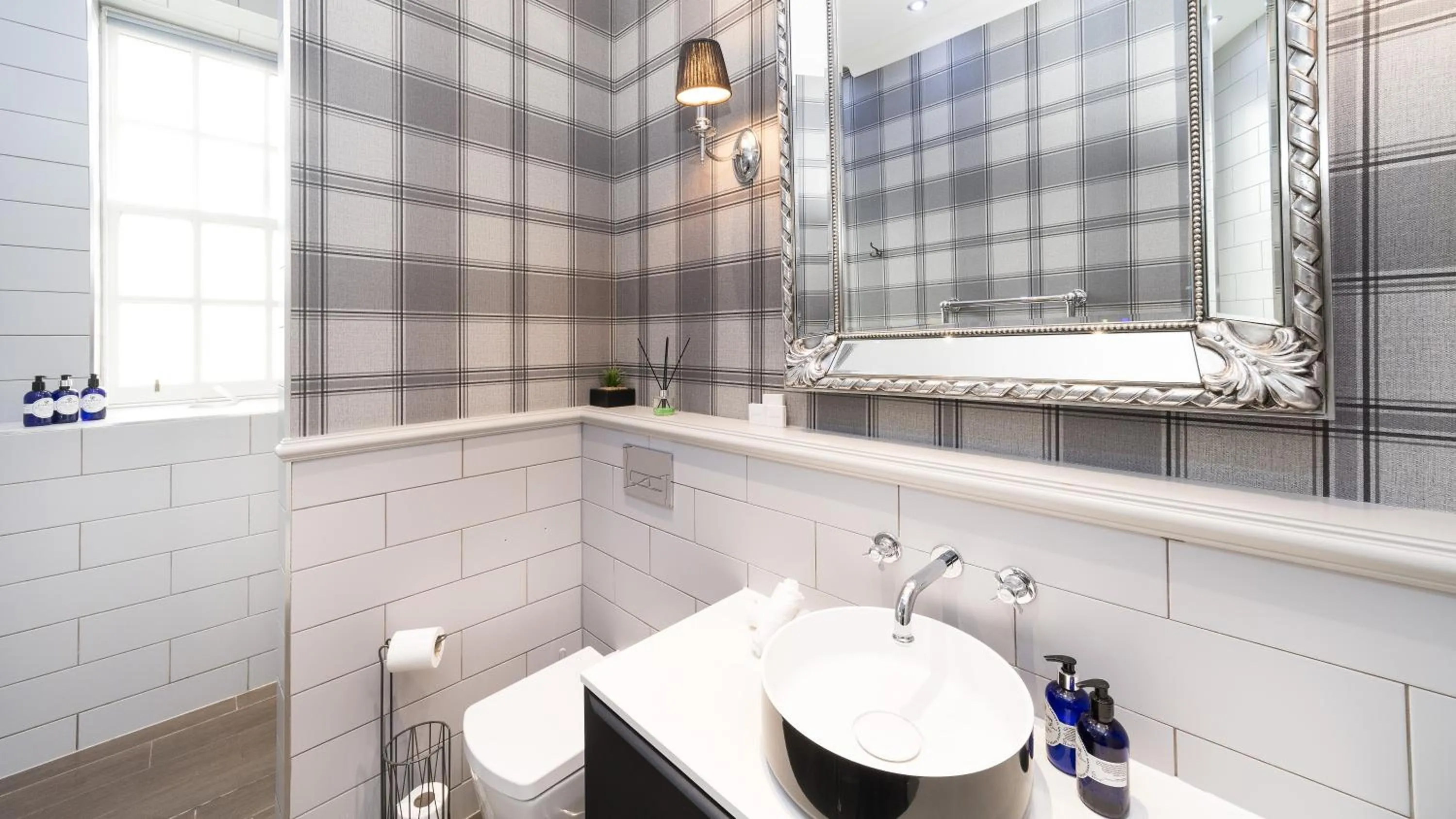 Toilet in The Old Manse of Blair, Boutique Hotel & Restaurant