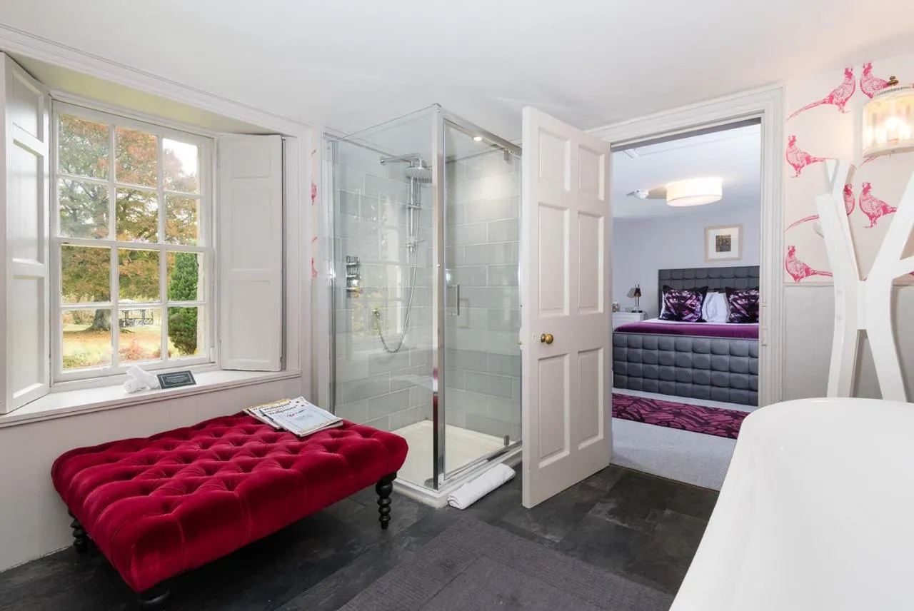 Shower, Bed in The Old Manse of Blair, Boutique Hotel & Restaurant