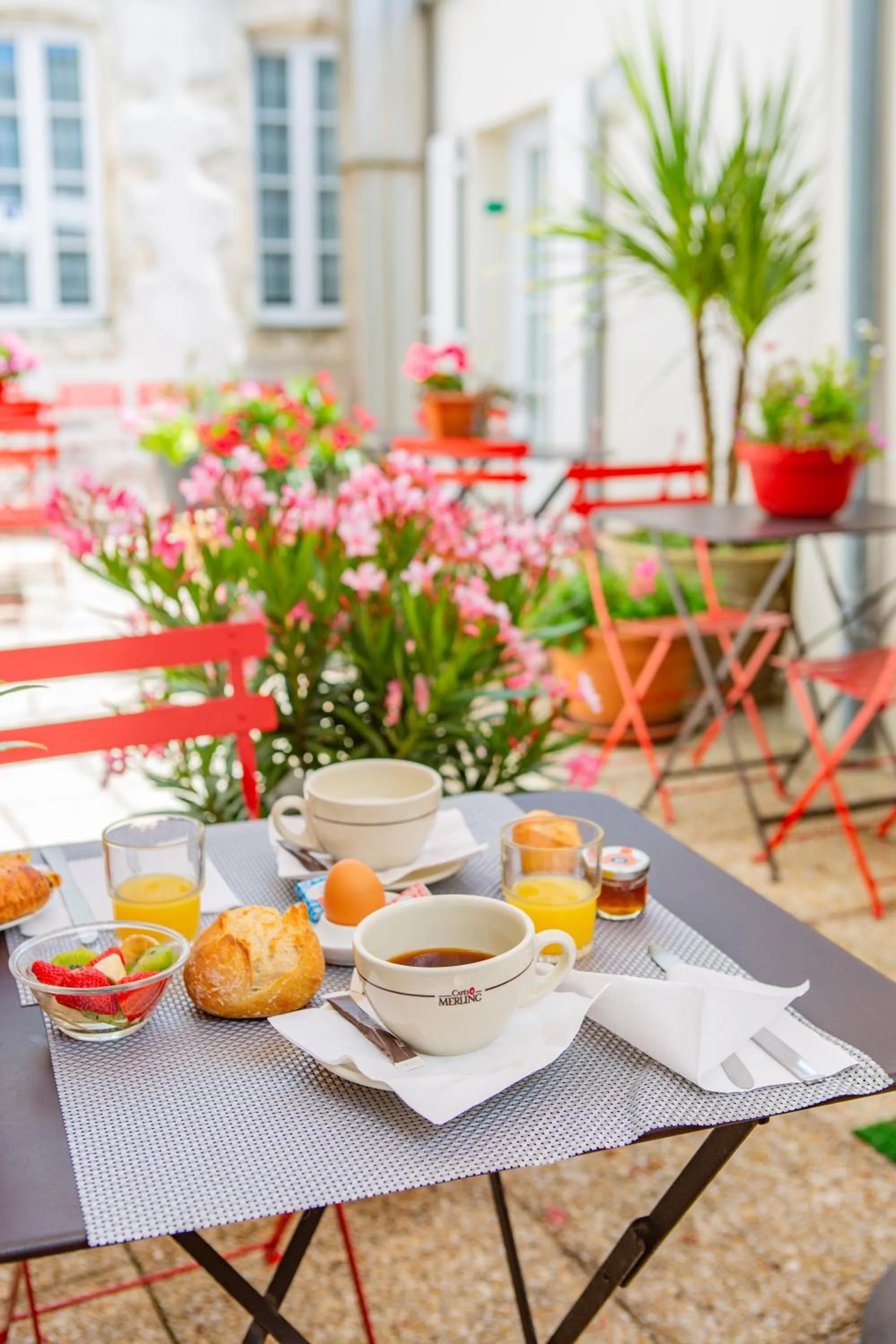 Balcony/Terrace in Hôtel du Port